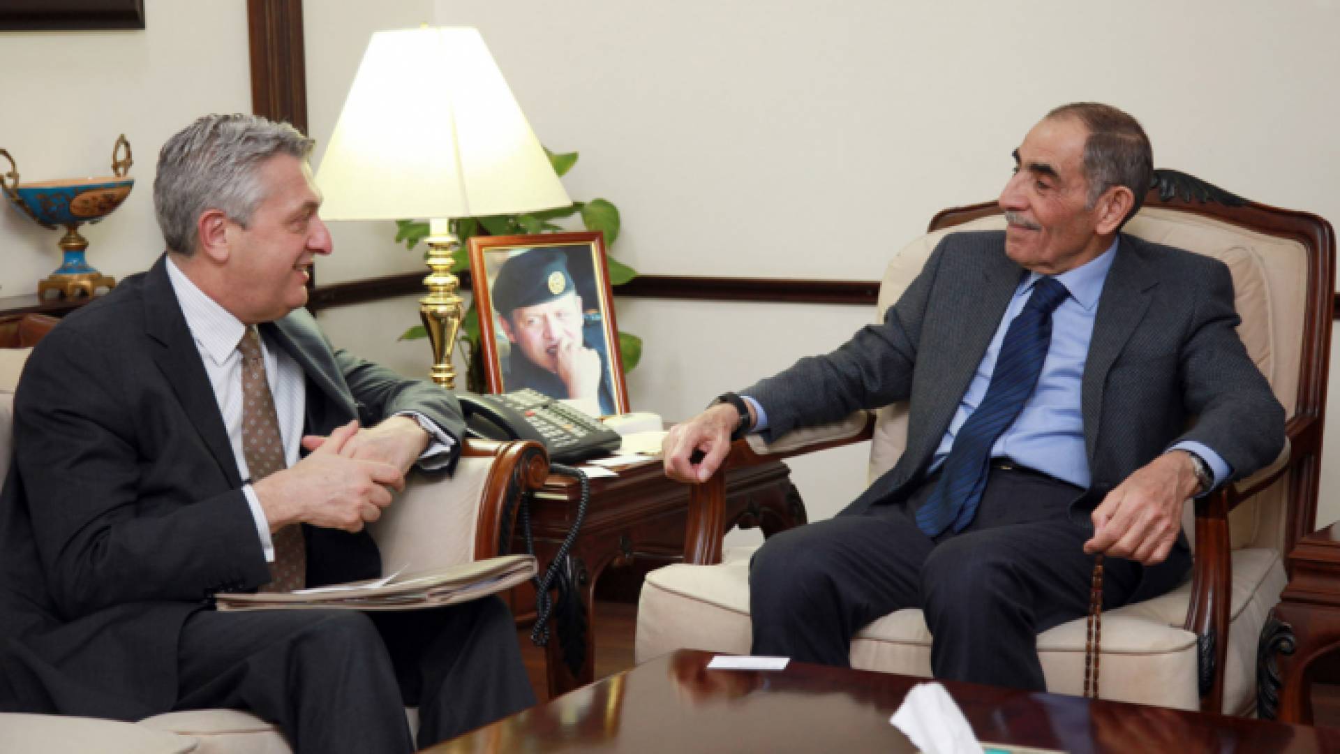 وزير الداخلية يلتقي مفوض الامم المتحدة لشؤون اللاجئين