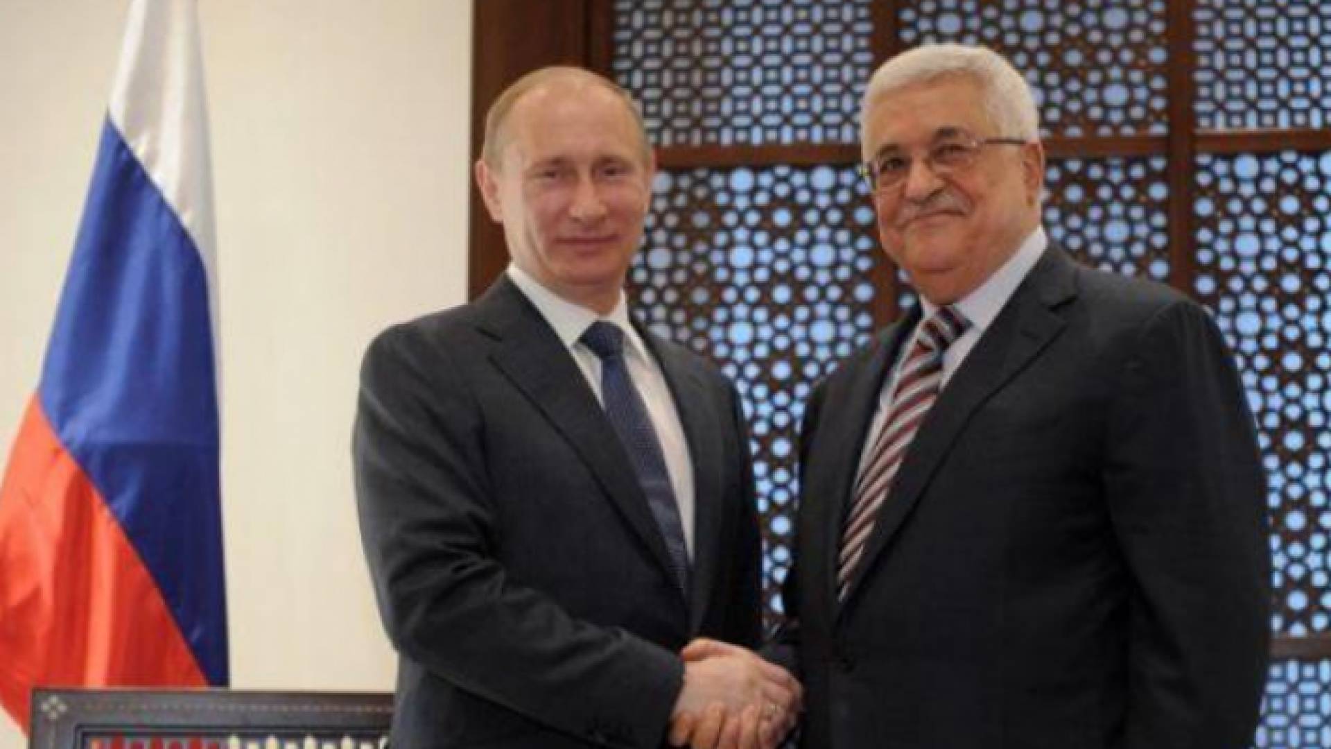 الرئيس الفلسطيني محمود عباس و الرئيس الروسي، فلاديمير بوتين - ارشيفية