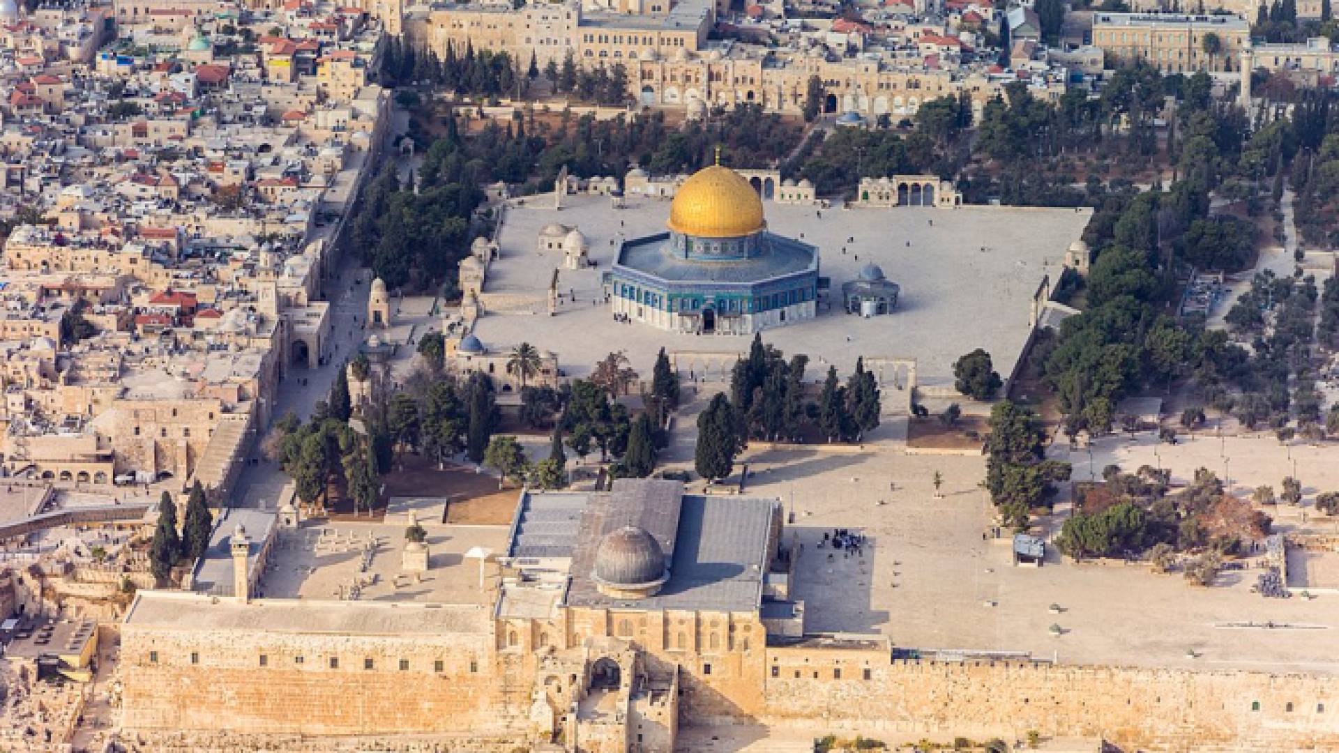 وزير الشؤون الخارجية العماني يوسف بن علوي