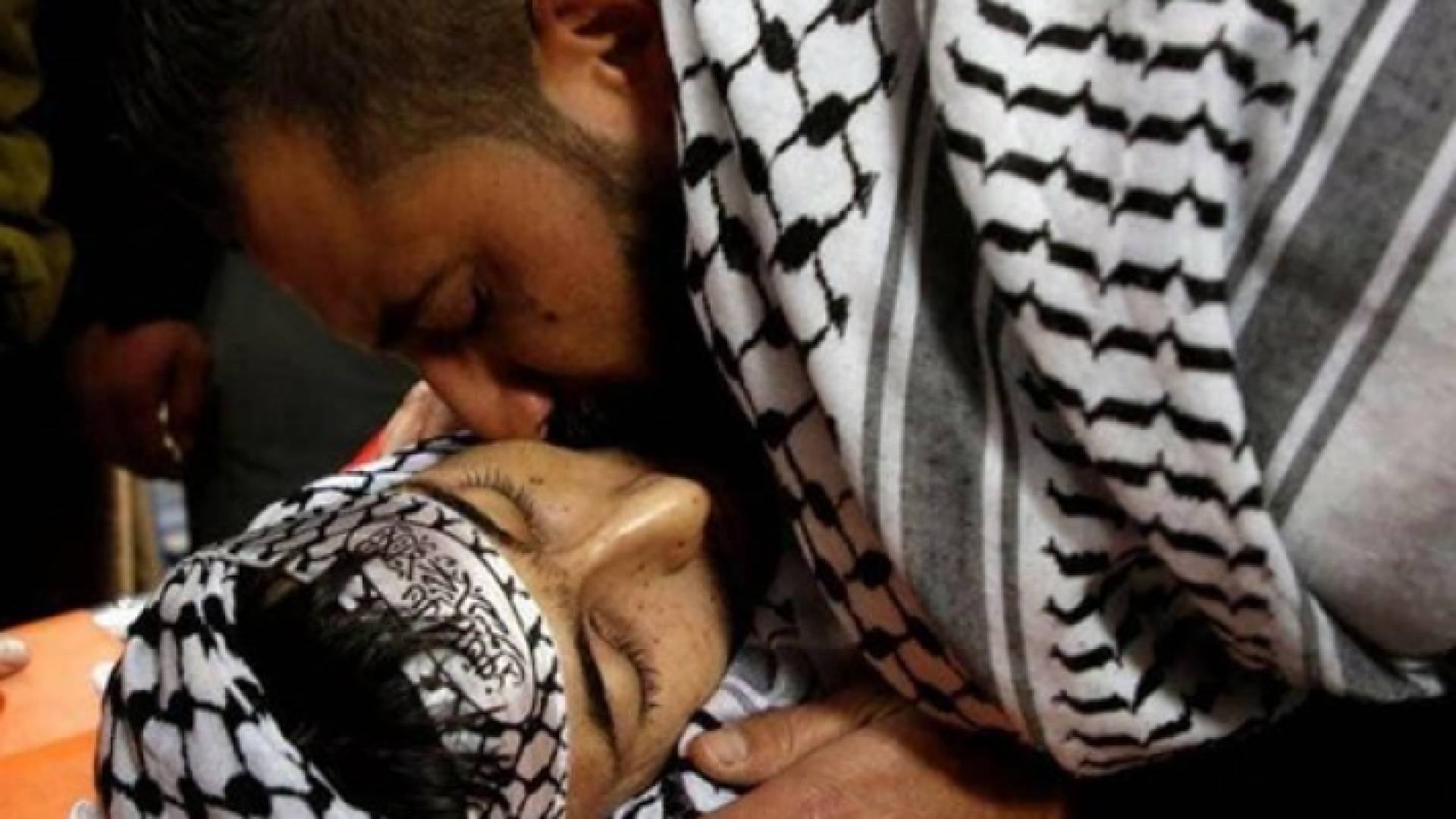 حلحول تودع الشهيد الزماعرة