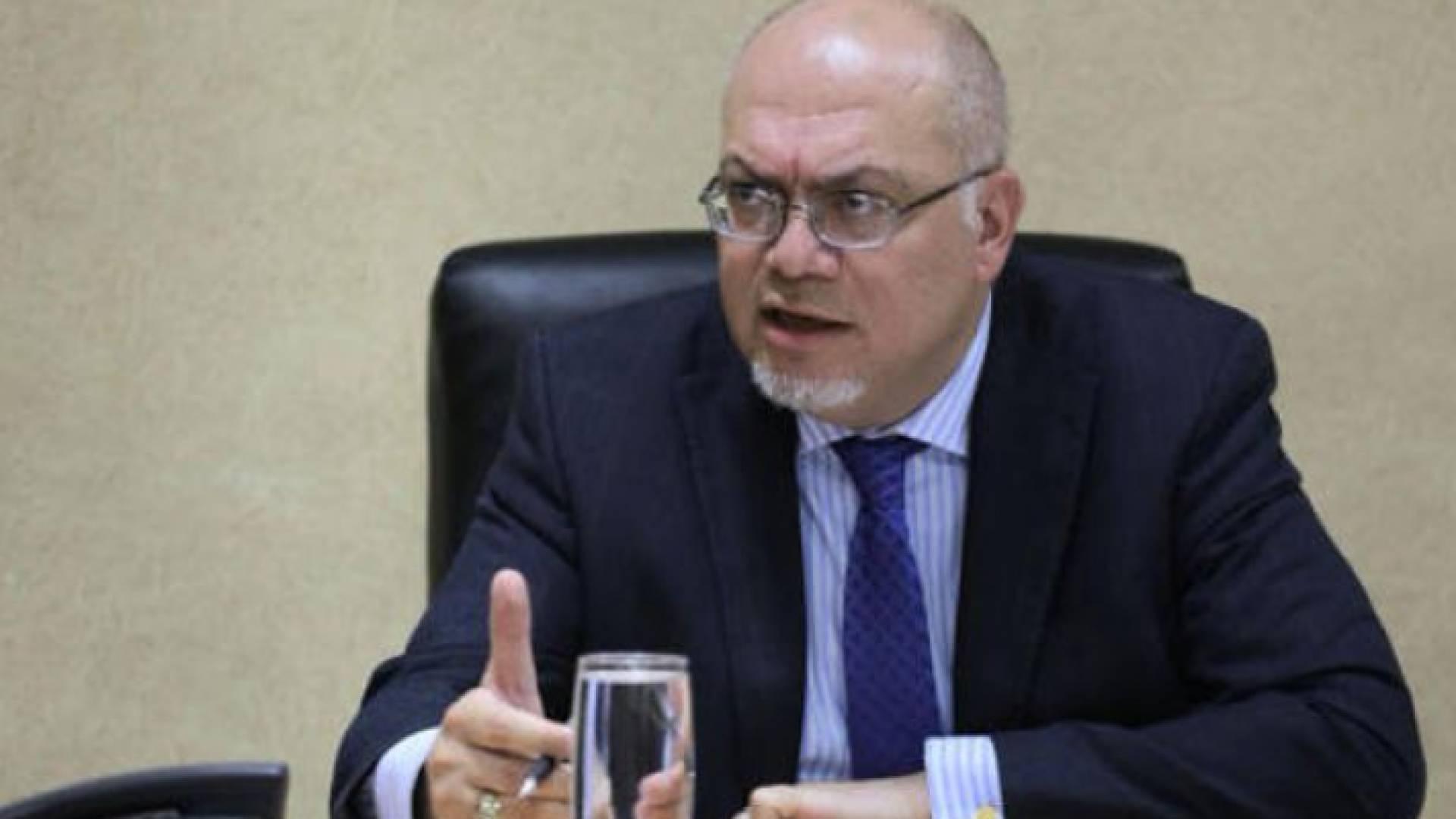 وزير الاشغال سامي هلسة - ارشيفية