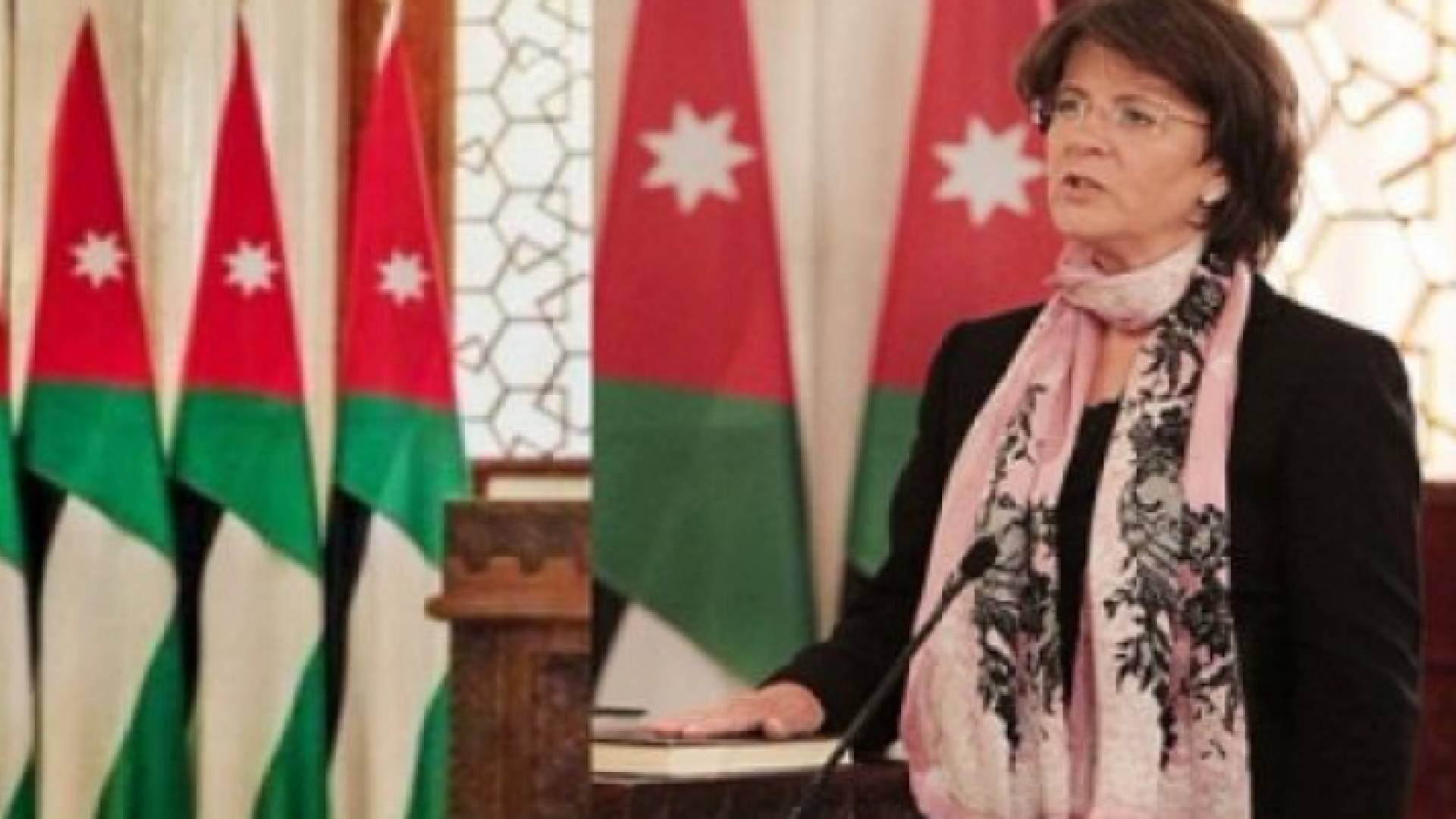 لينا عناب