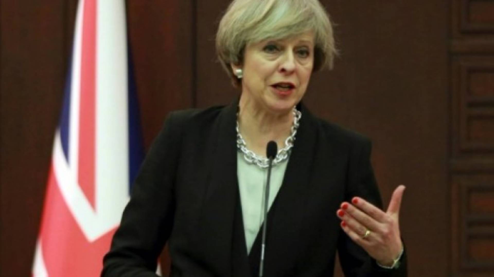 رئيسة الوزراء البريطانية تيريزا ماي
