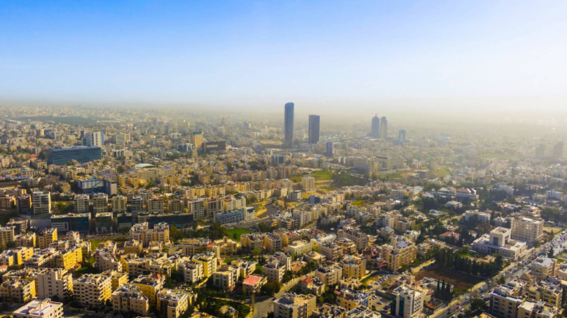 الصورة من مواقع التواصل الاجتماعي للعاصمة عمان