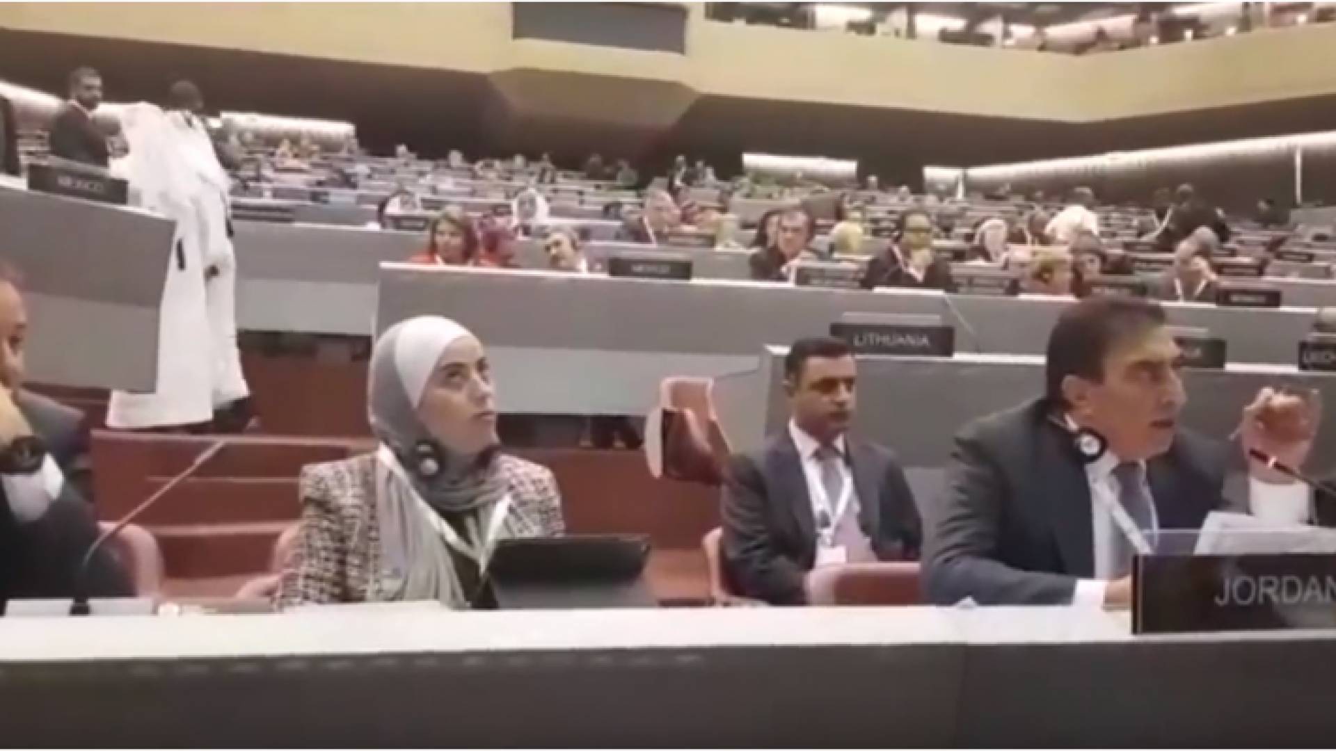 الصورة من الفيديو