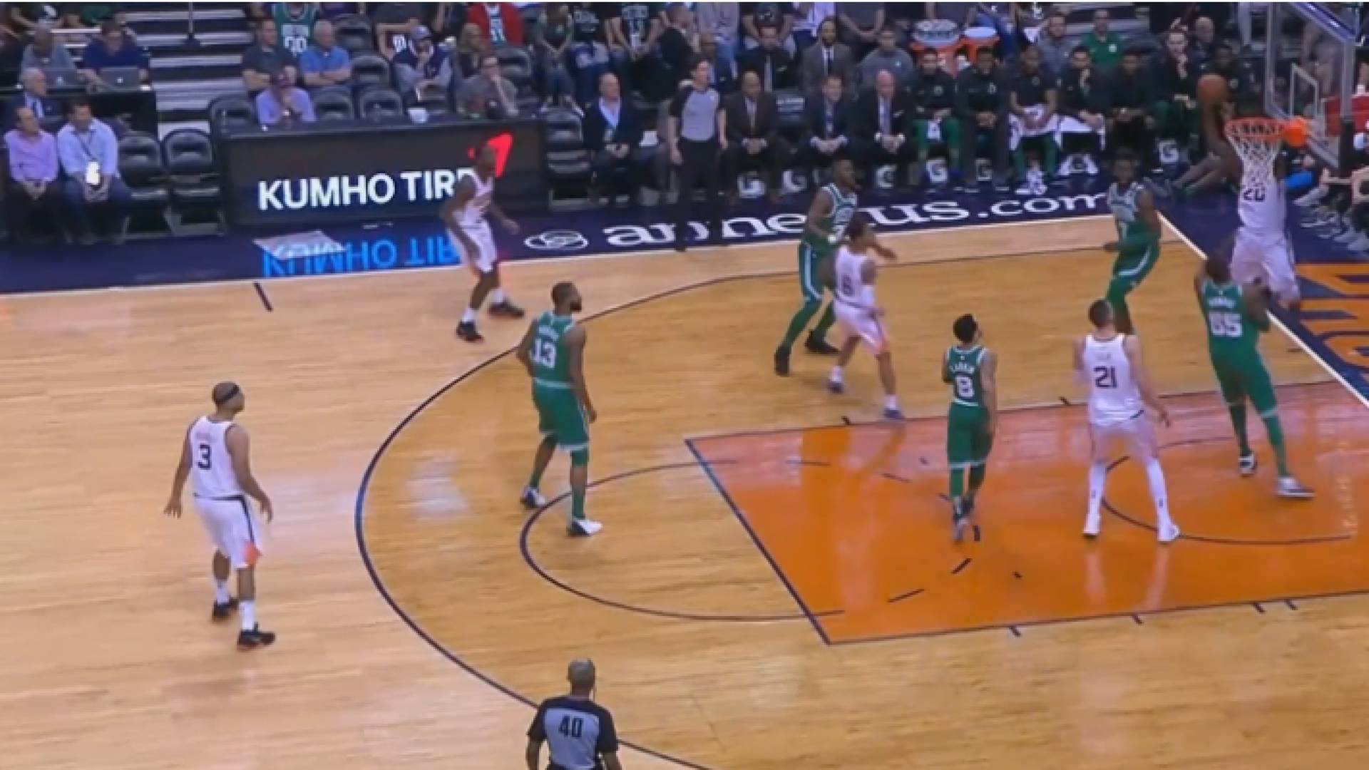 للمرة الخامسة في تاريخه ليكرز خارج "البلاي أوف" في دوري السلة الأمريكي