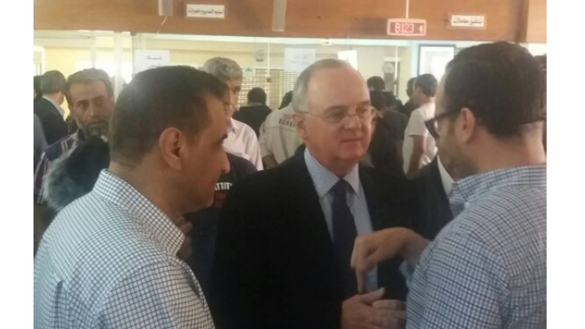 جانب من زيارة وزير العمل