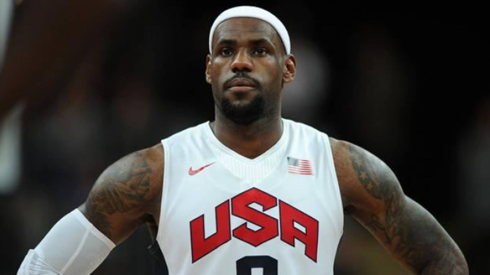 ليبرون جيمس