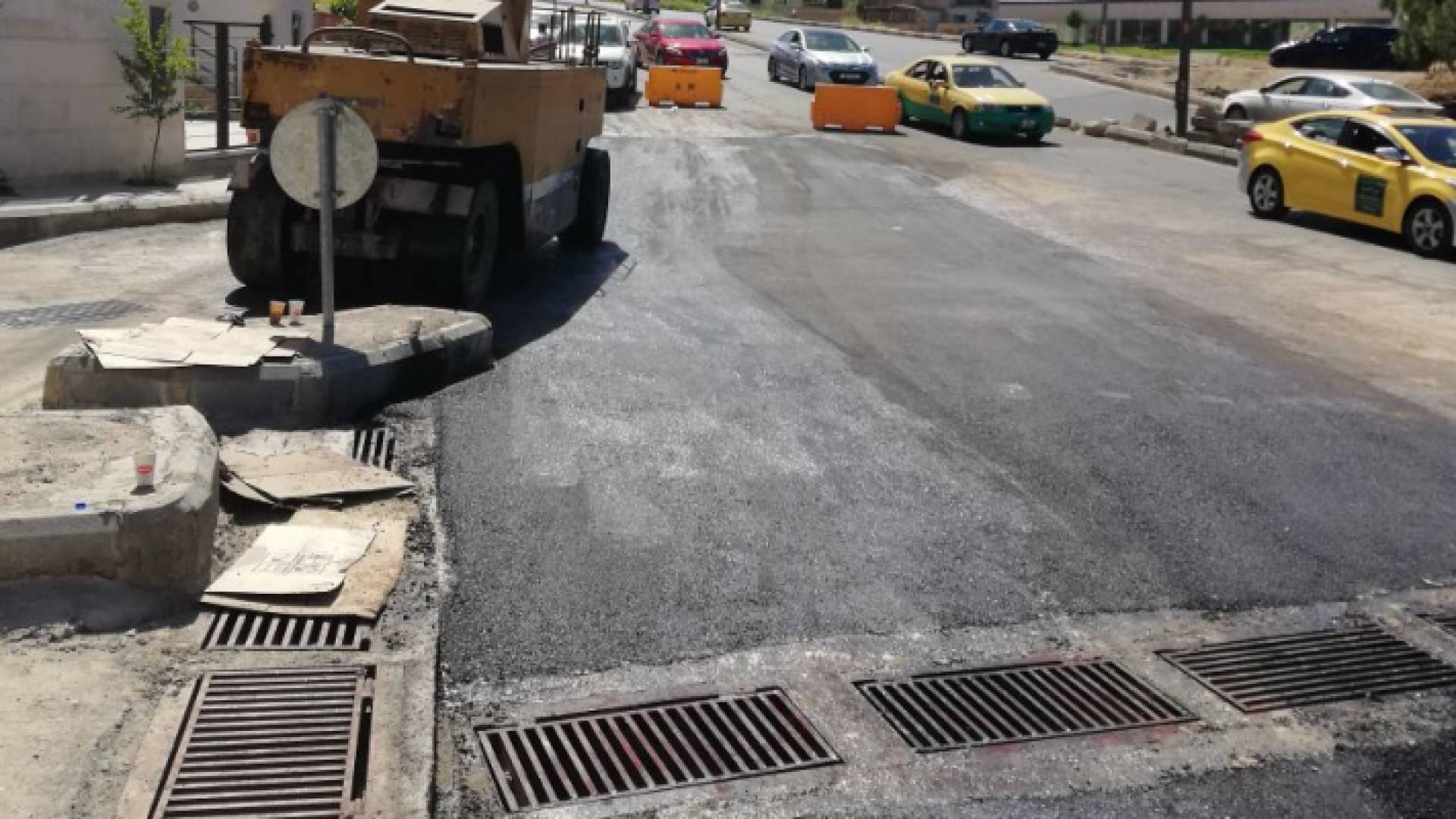 صورة من احدى شبكات تصريف مياه الأمطار