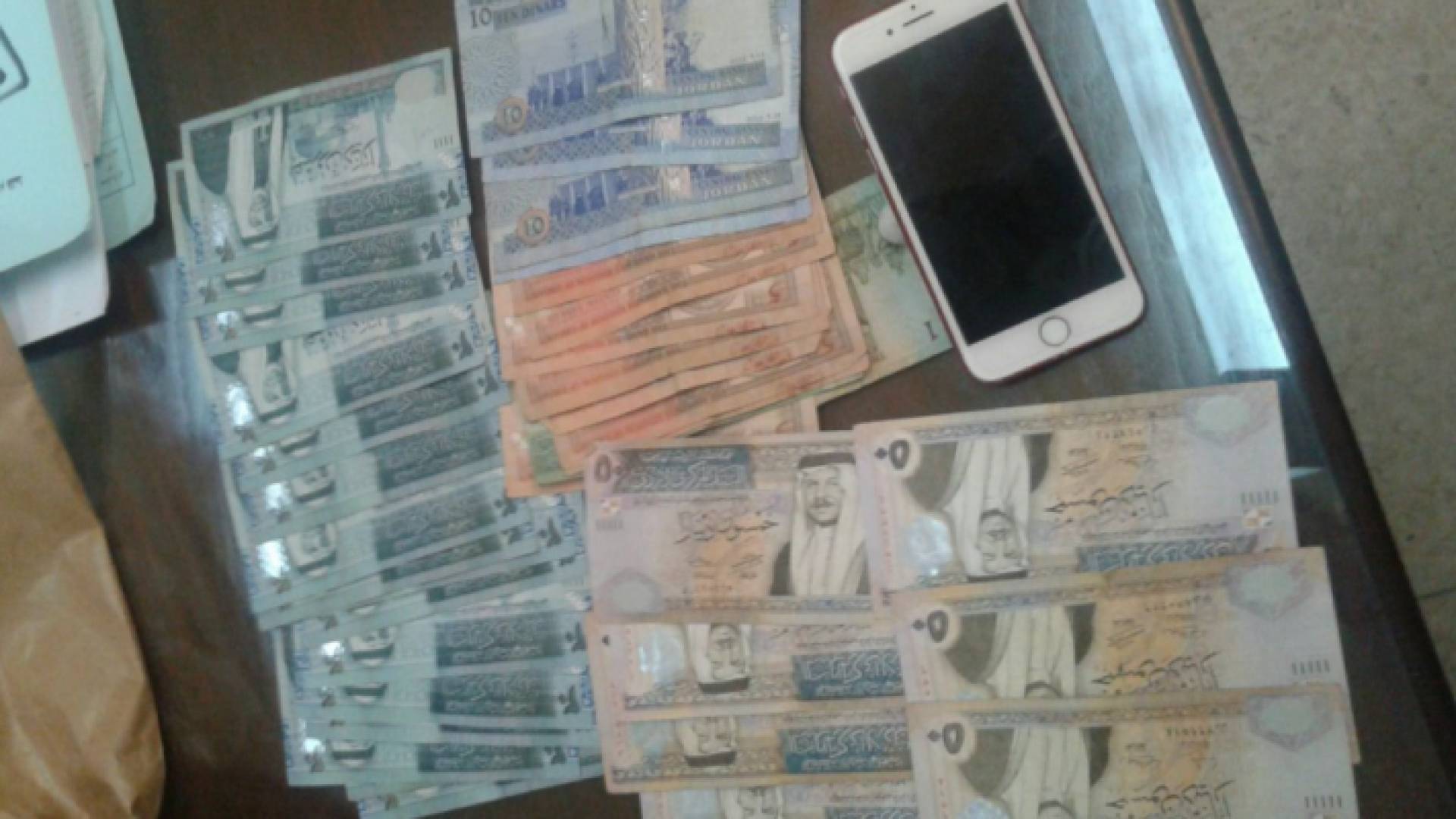 جانب من المضبوطات