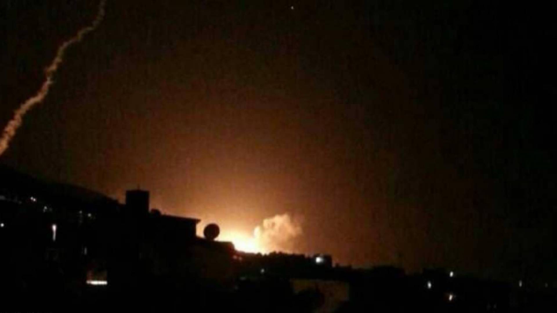 صورة متداولة لمنطقة تعرضت للقصف في دمشق