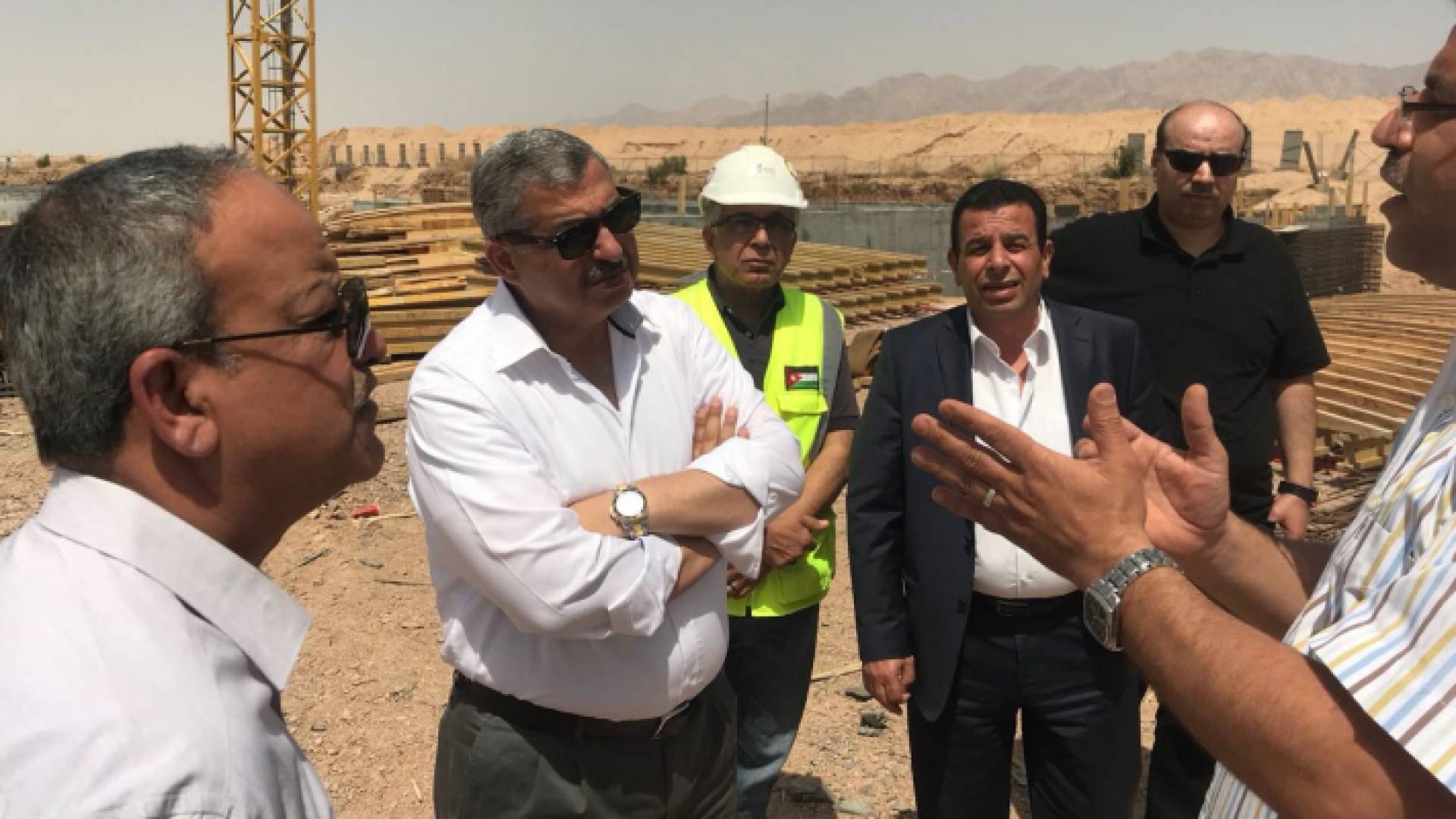 وزير المياه والري علي ظاهر الغزاوي