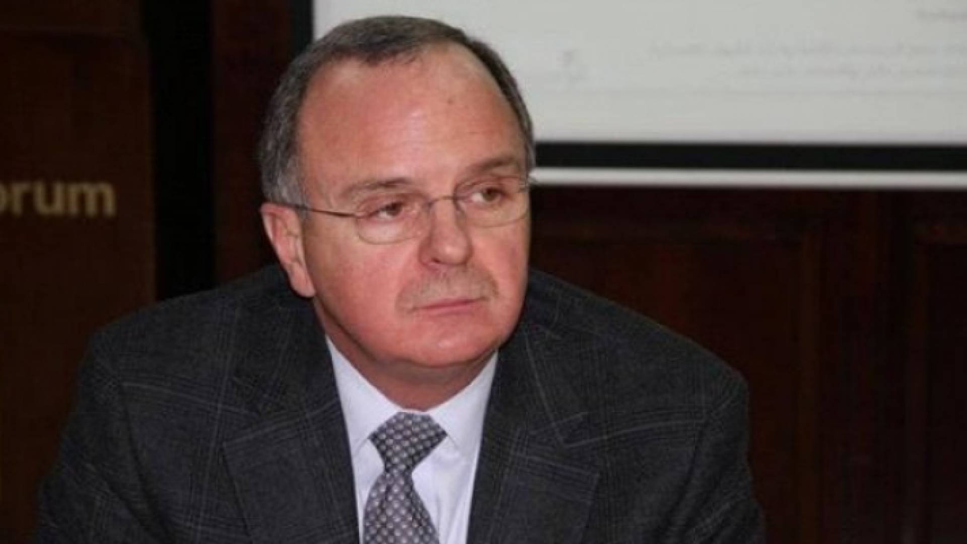 وزير العمل سمير مراد