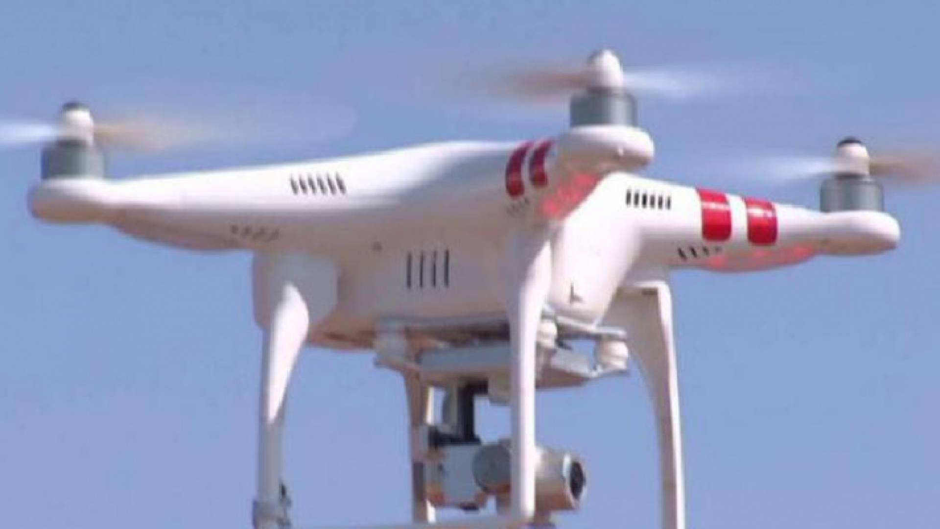 شرطة الرياض: نقطة أمنية تعاملت مع طائرة لاسلكية ترفيهية حلقت في حي الخزامى