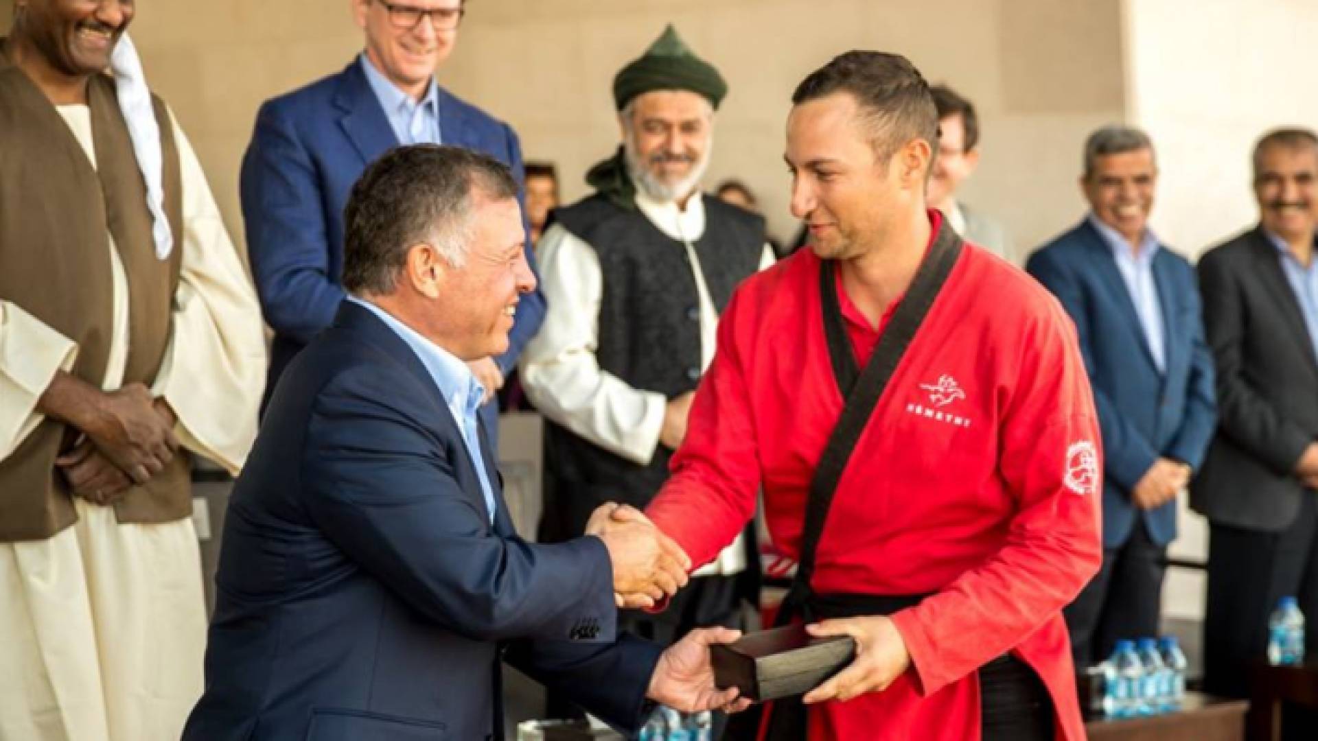 الملك يحضر مسابقة الفارس الدولية