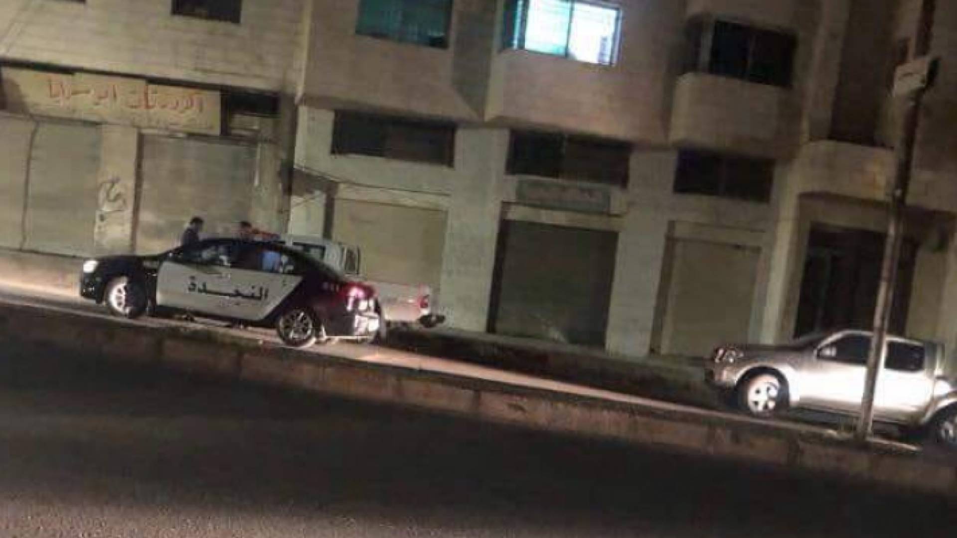 صورة الدورية الأمن التي تعرضت لإطلاق نار