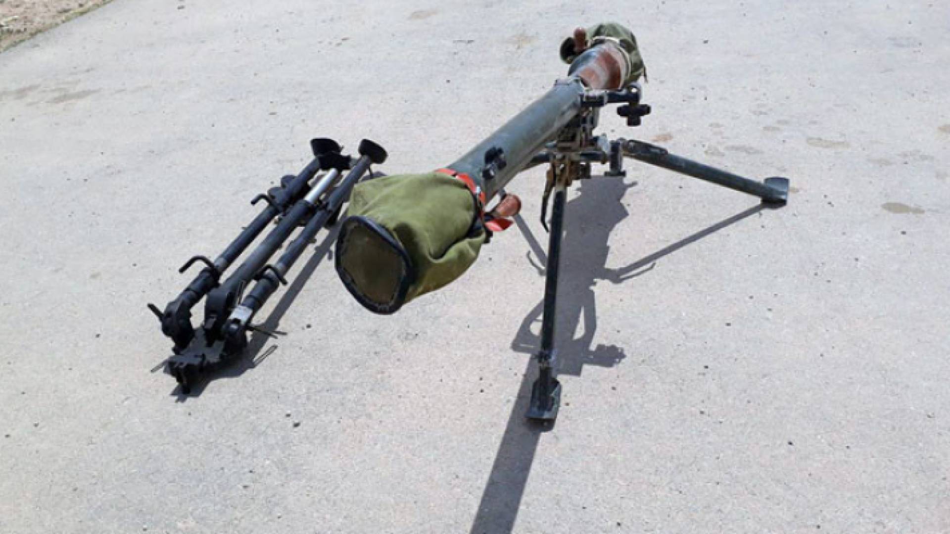 مسلحو القلمون الشرقي يسلمون الجيش السوري ترسانة كبيرة من الأسلحة