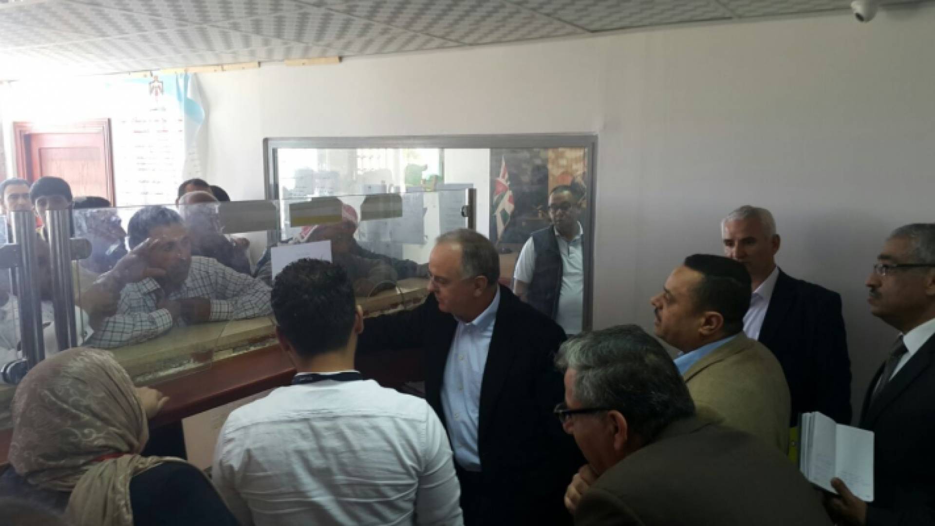 جانب من زيارة وزير العمل لمديريات عمل الرمثا ومدينة الحسن والمفرق