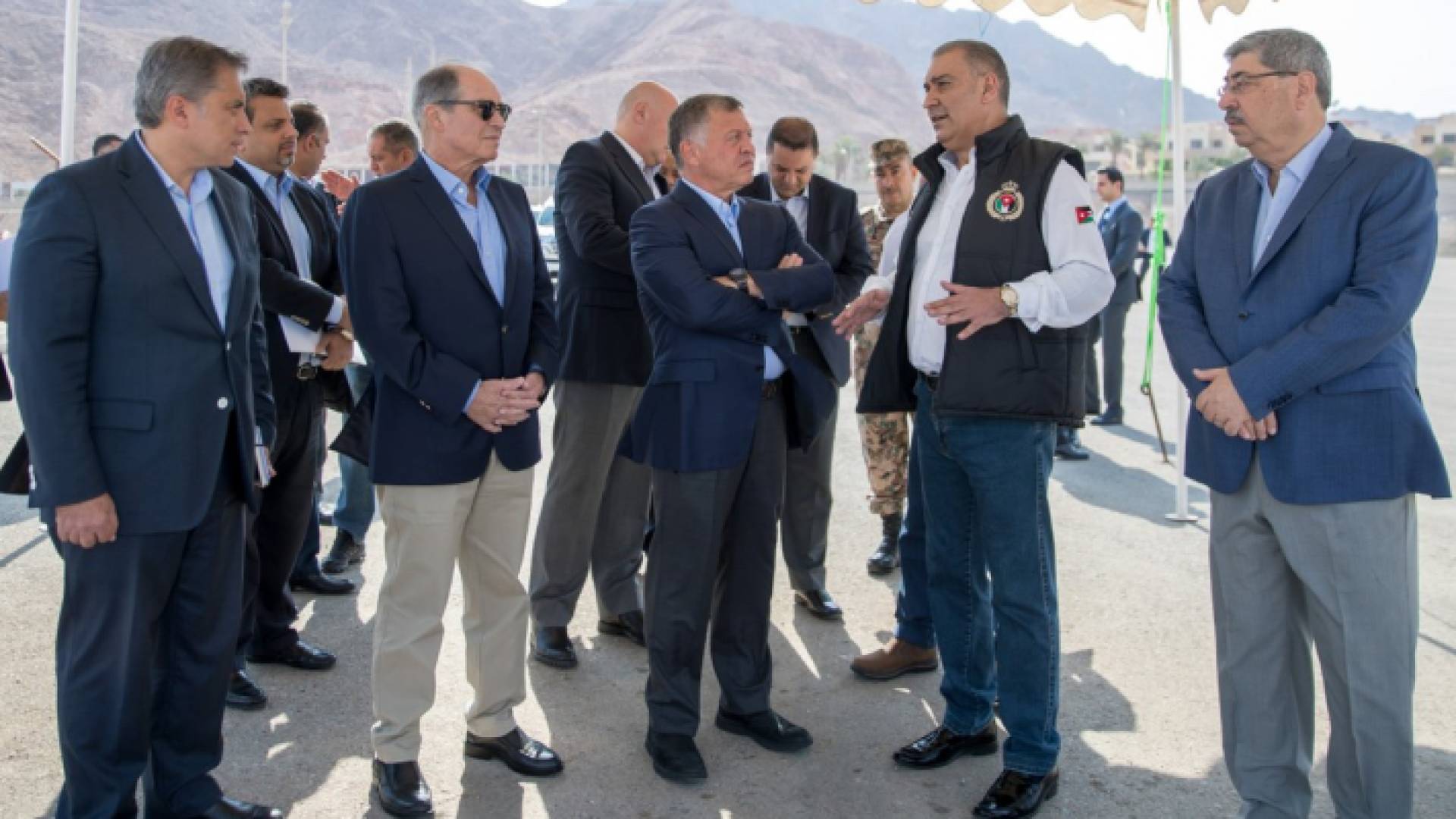 جانب من زيارة الملك الى العقبة