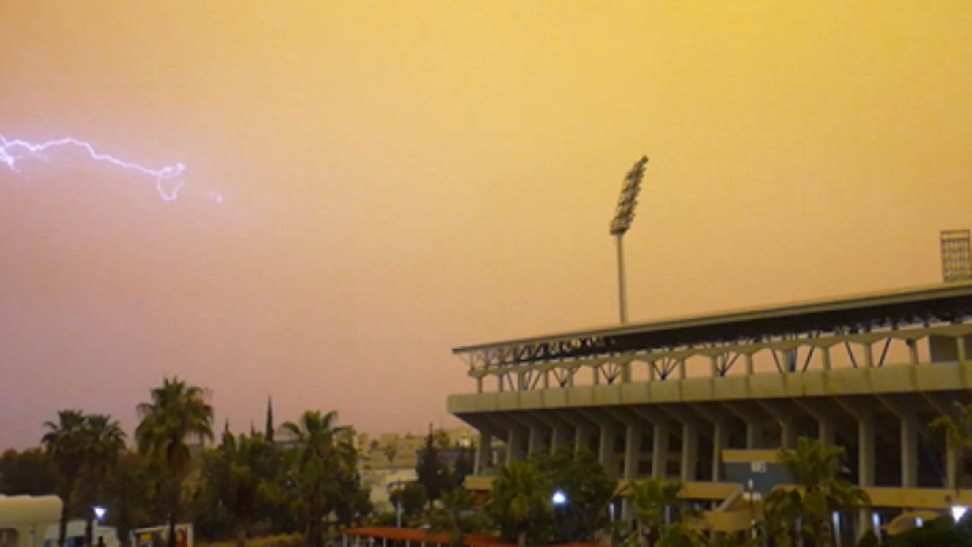 صورة من منخفض اليوم