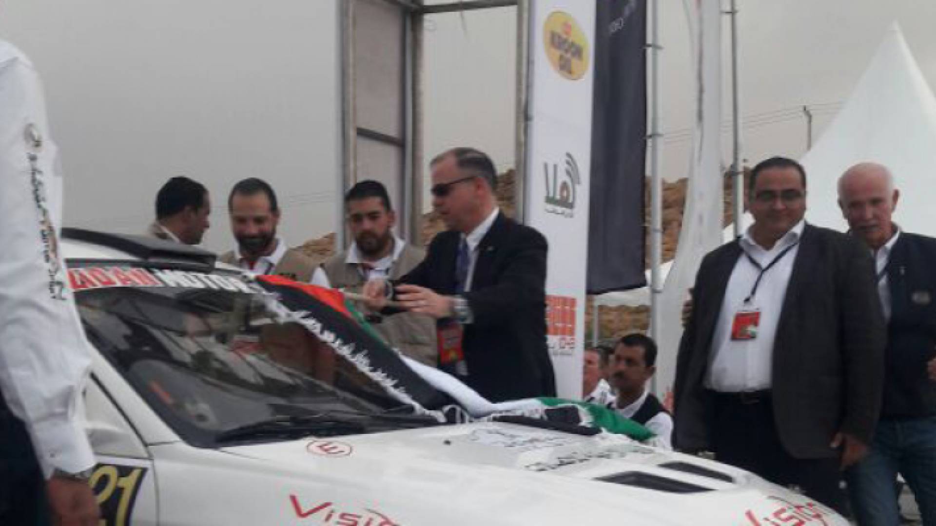 الأمير فيصل يعطي إشارة الانطلاق لرالي الاردن