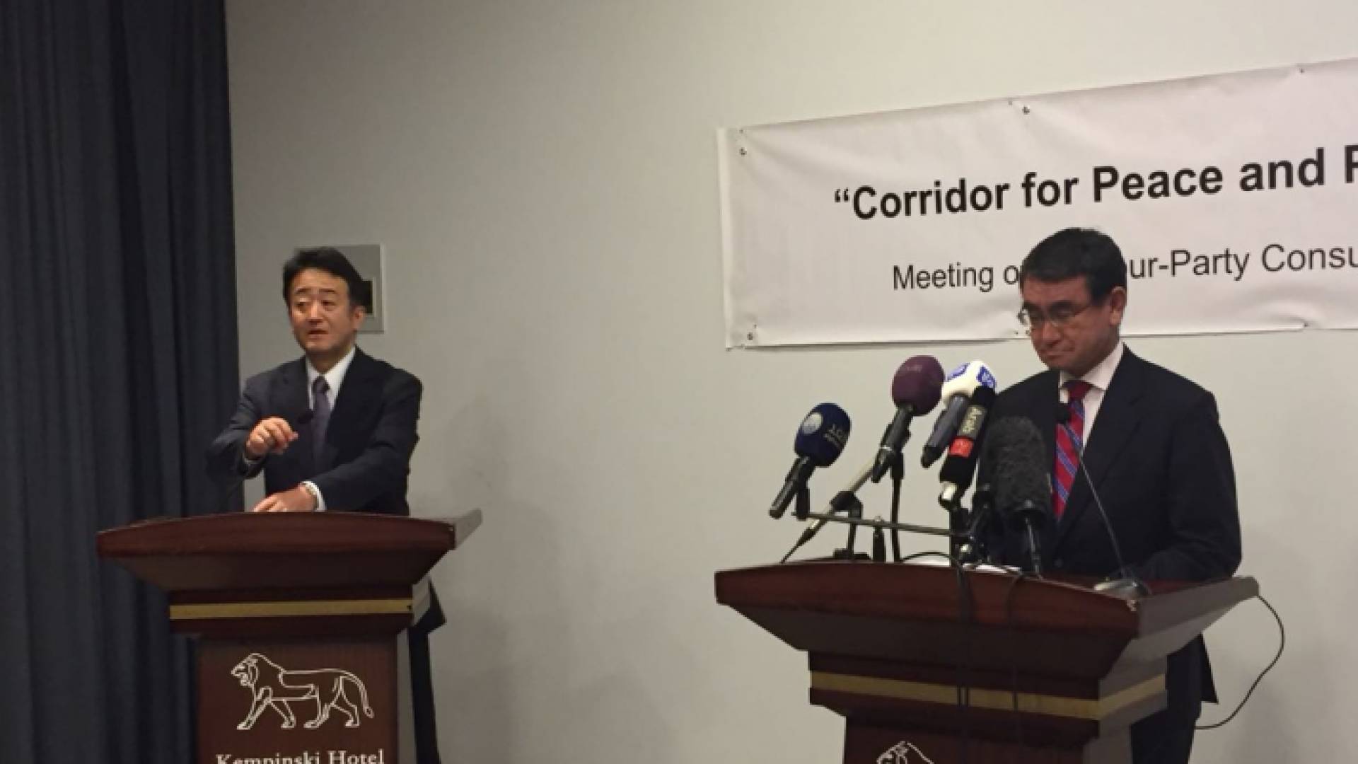 وزير خارجية اليابان يؤكد حرص جميع الاطراف على نجاح مبادرة ممر السلام والازدهار