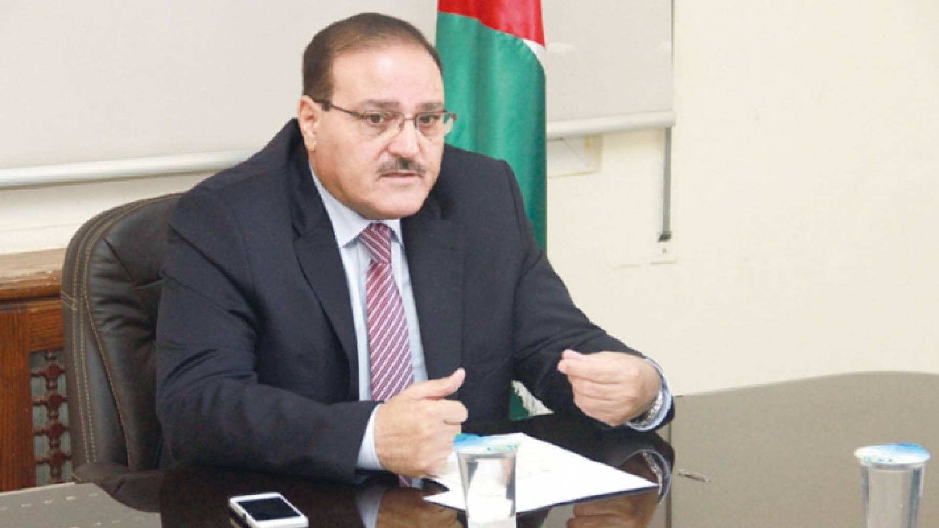 وزير التعليم العالي والبحث العلمي الدكتور عادل الطويسي