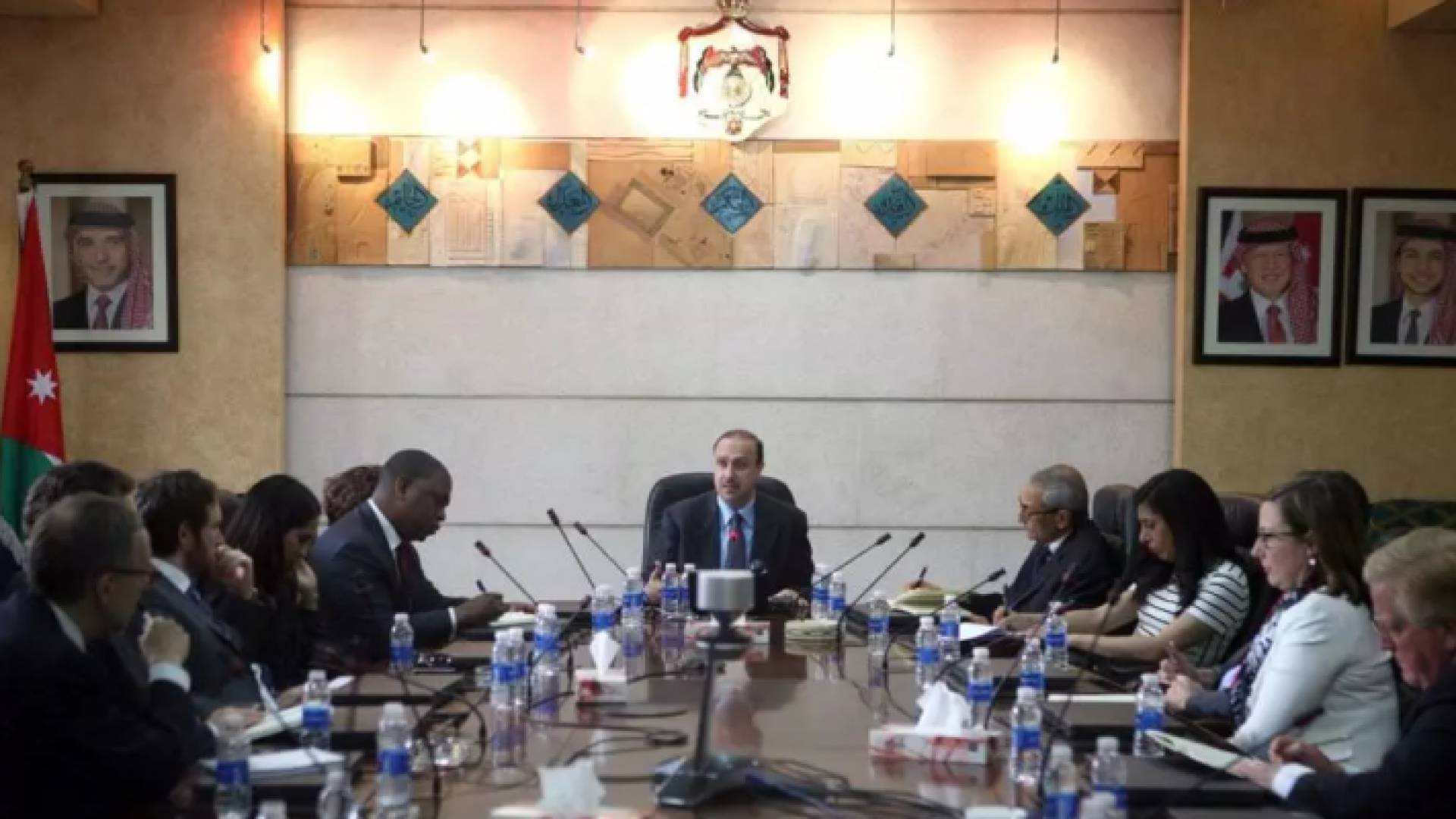 المومني يؤكد رفض الاردن للقرار الأمريكي بنقل السفارة للقدس