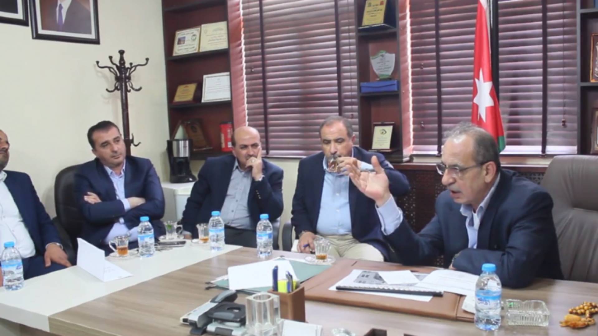 المصري يؤكد على دور البلديات في النهوض بواقع محافظة الكرك