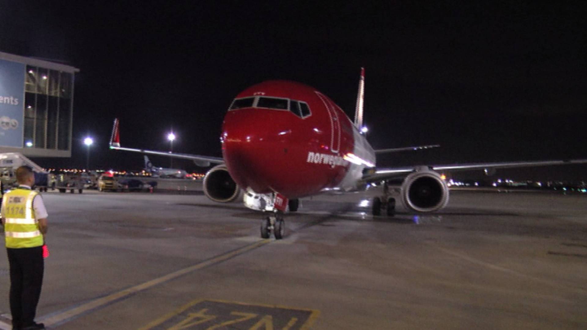 مطار الملكة علياء الدولي يستقبل أولى رحلات الخطوط الجوية النرويجية