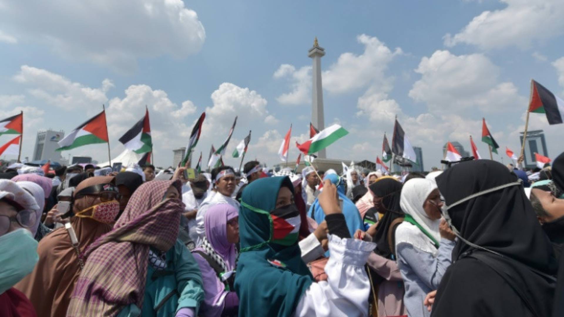 جانب من المسيرة