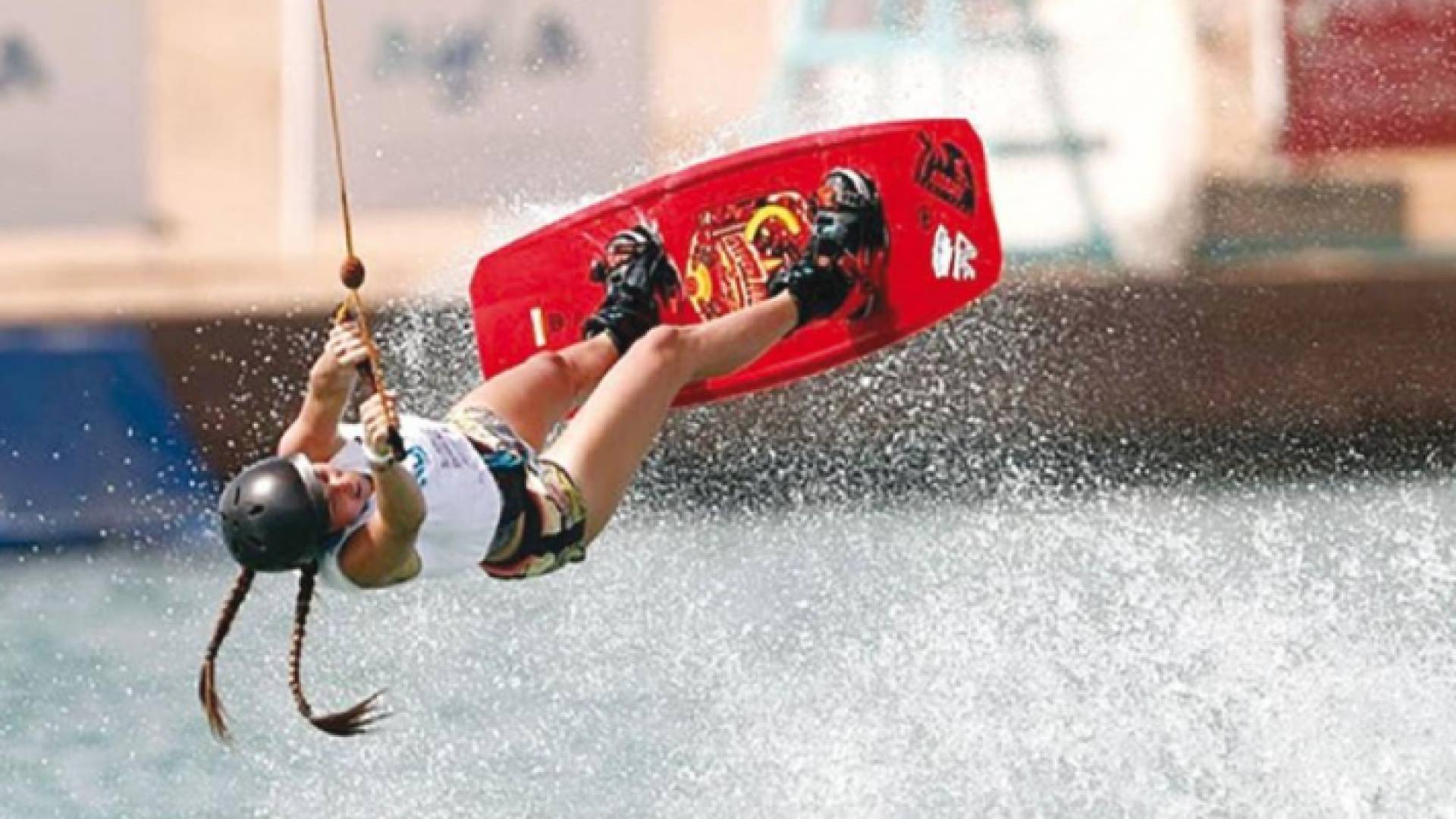 سيطرة ألمانية على المراكز الأولى في بطولة "أيلة الأردن" للتزلج على الماء