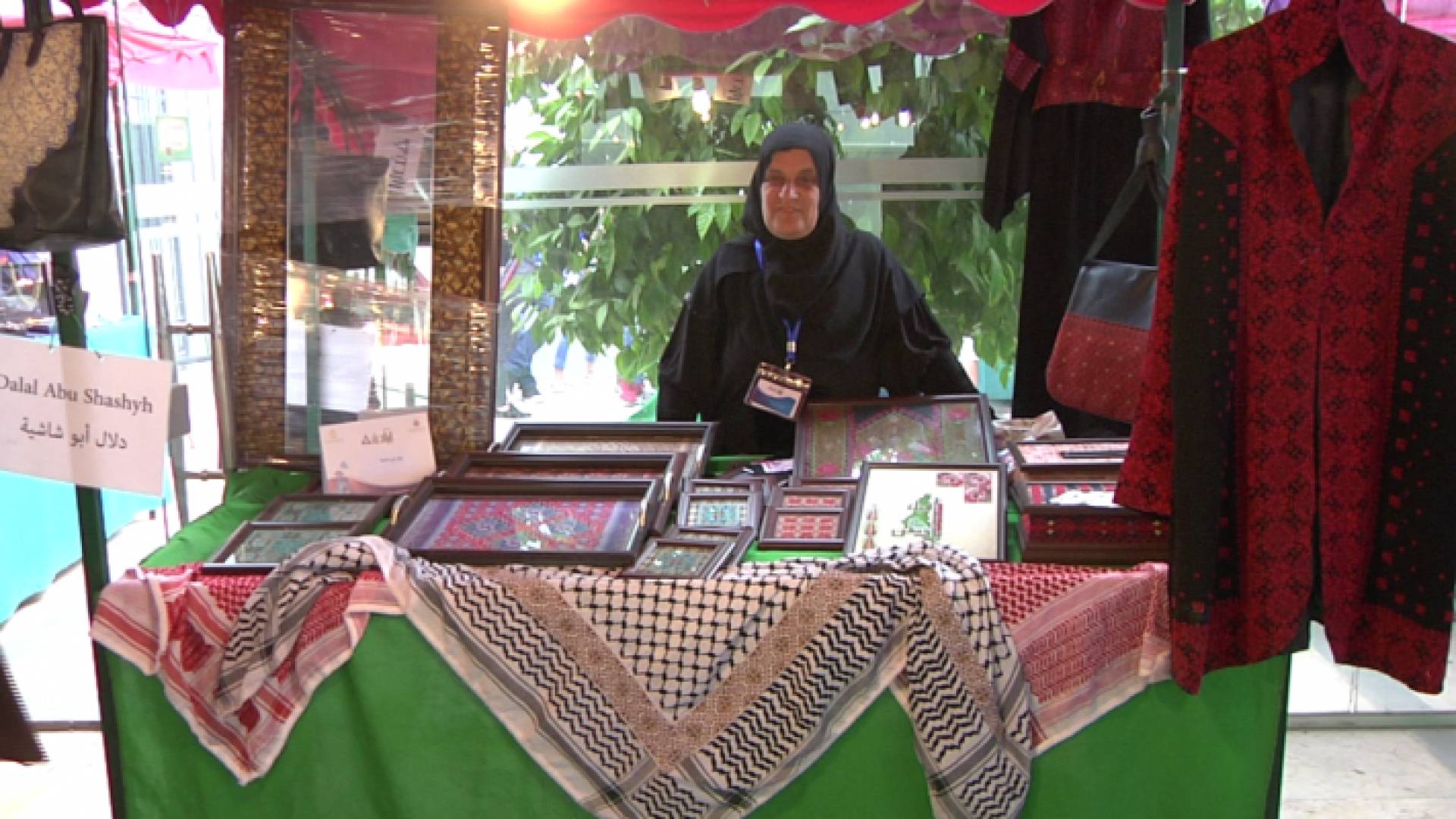 برنامج إرادة ينظم معرضا للحرف اليدوية والمأكولات الشعبية 