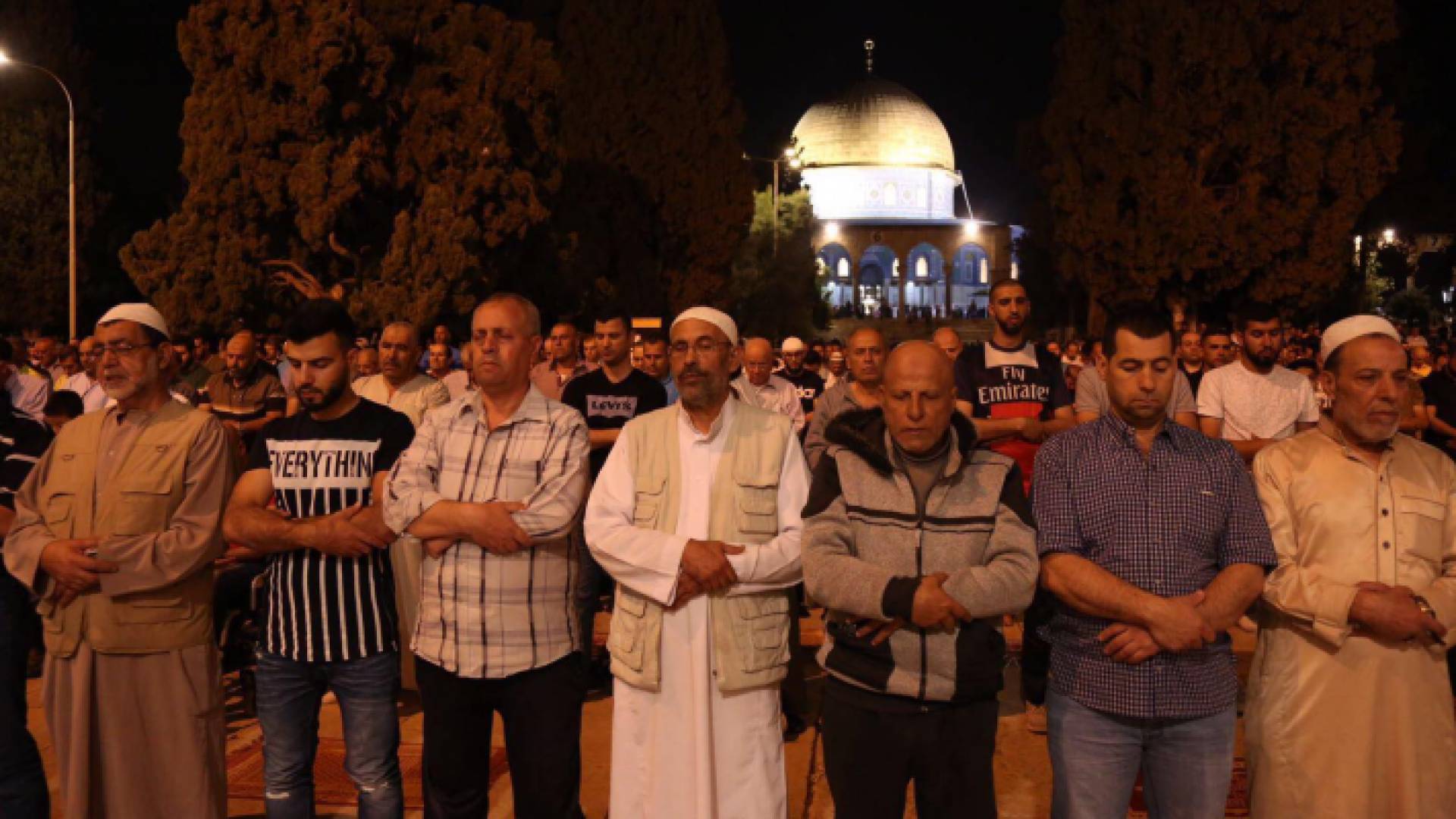 صلاة التراويح في المسجد الأقصى