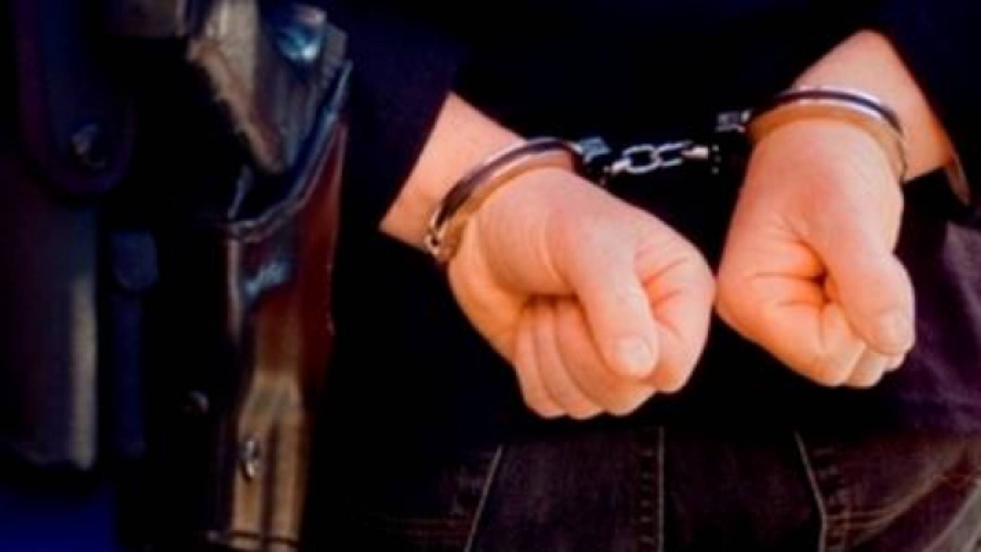 القبض على مطلوب بقضايا مخدرات في عجلون