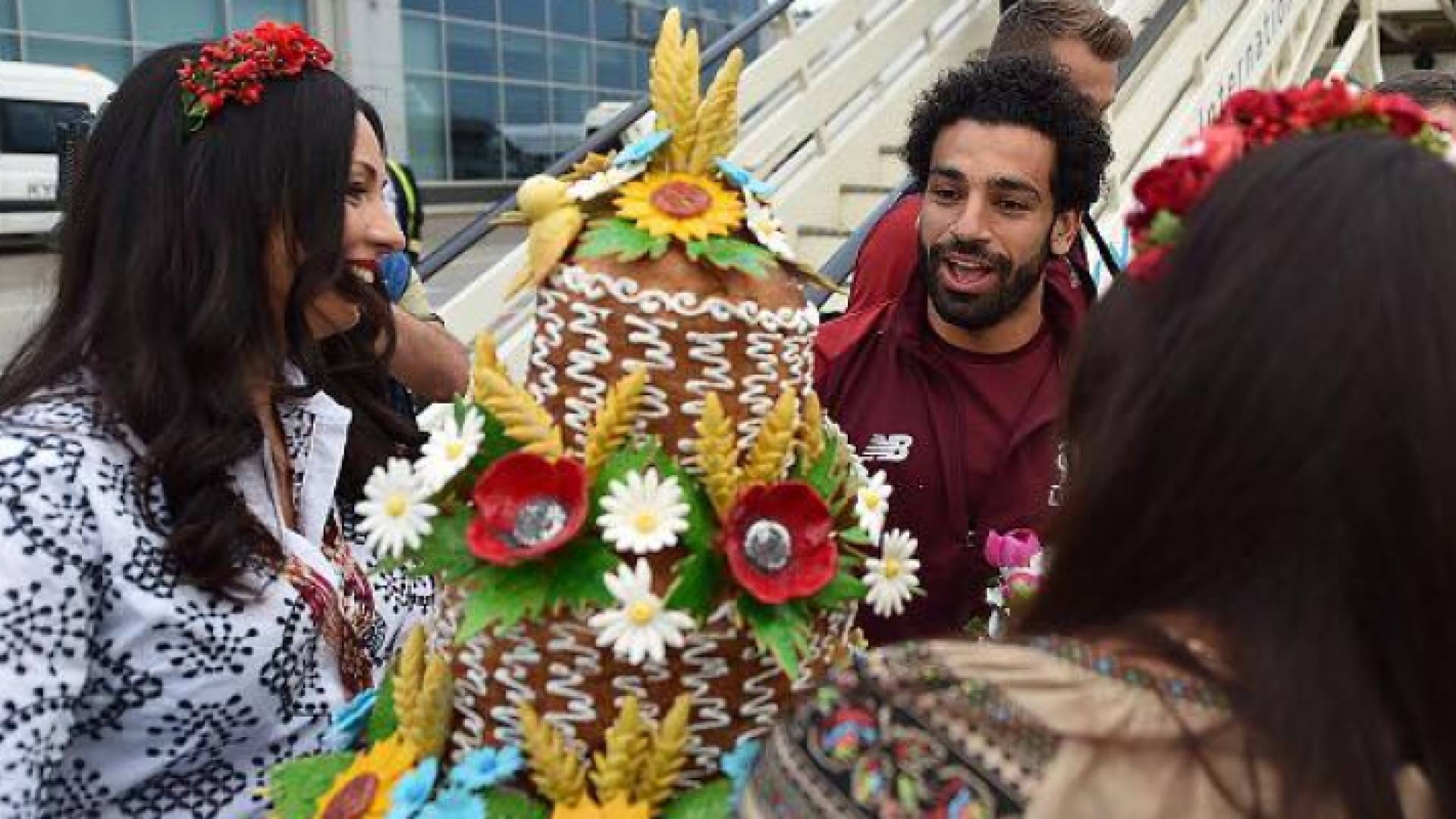 استقبال تاريخي لصلاح في كييف