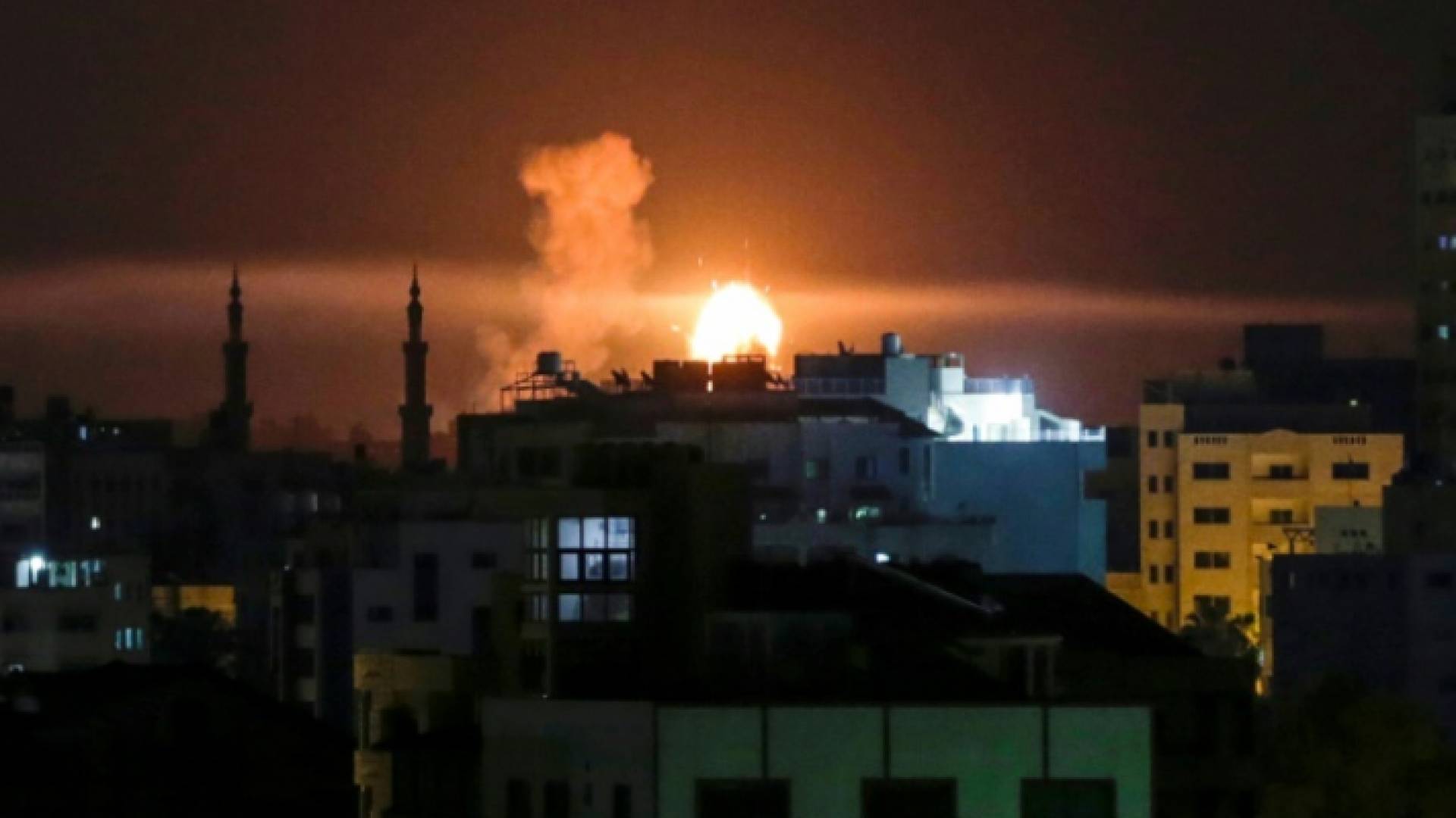 الاحتلال يقصف مواقعا للمقاومة في غزة