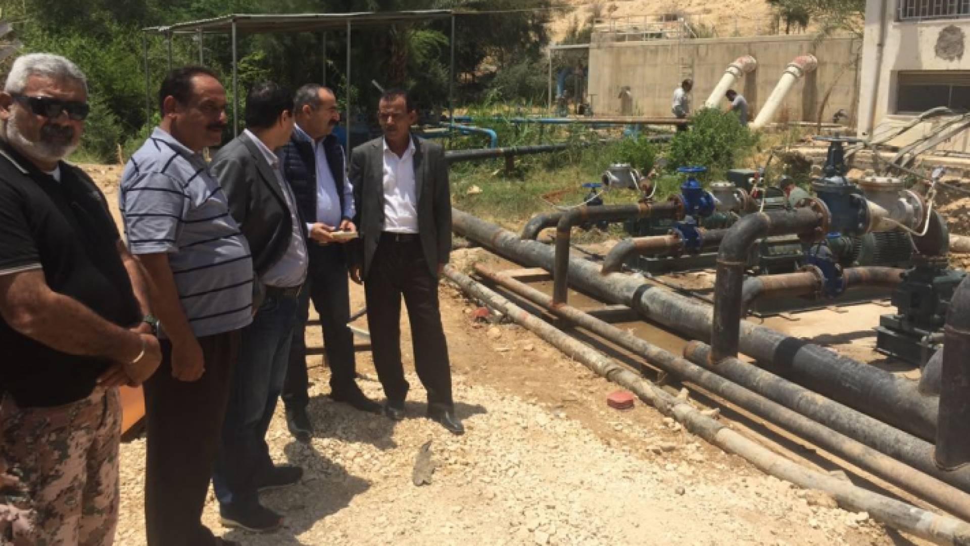 جولة ميدانية لامين عام سلطة المياه على الاغوار الوسطى والجنوبية