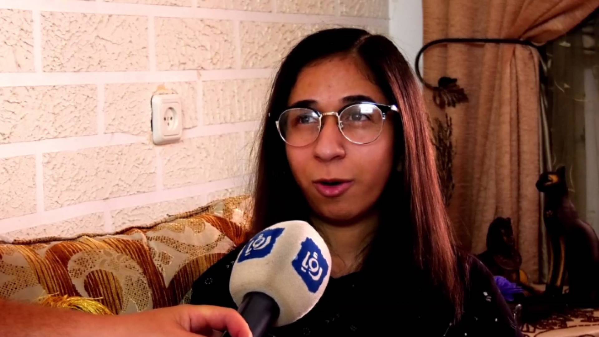 طالبة فلسطينية تتحدى إعاقتها بالتفوق في امتحان الثانوية العامة