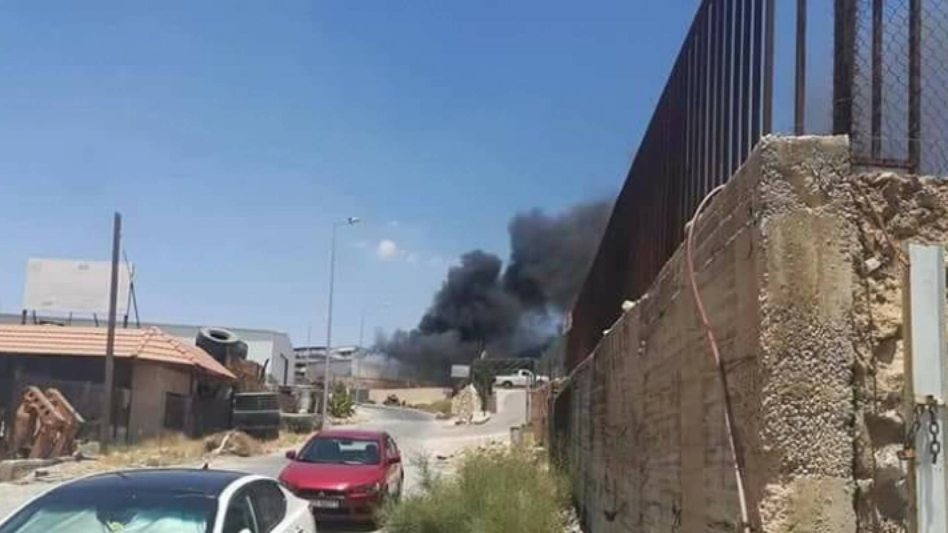 صورة قريبة من موقع الحادث