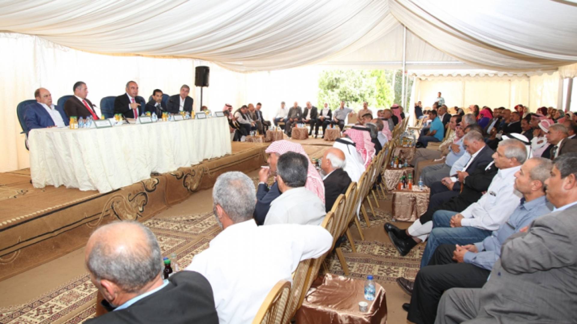 جانب من اللقاء