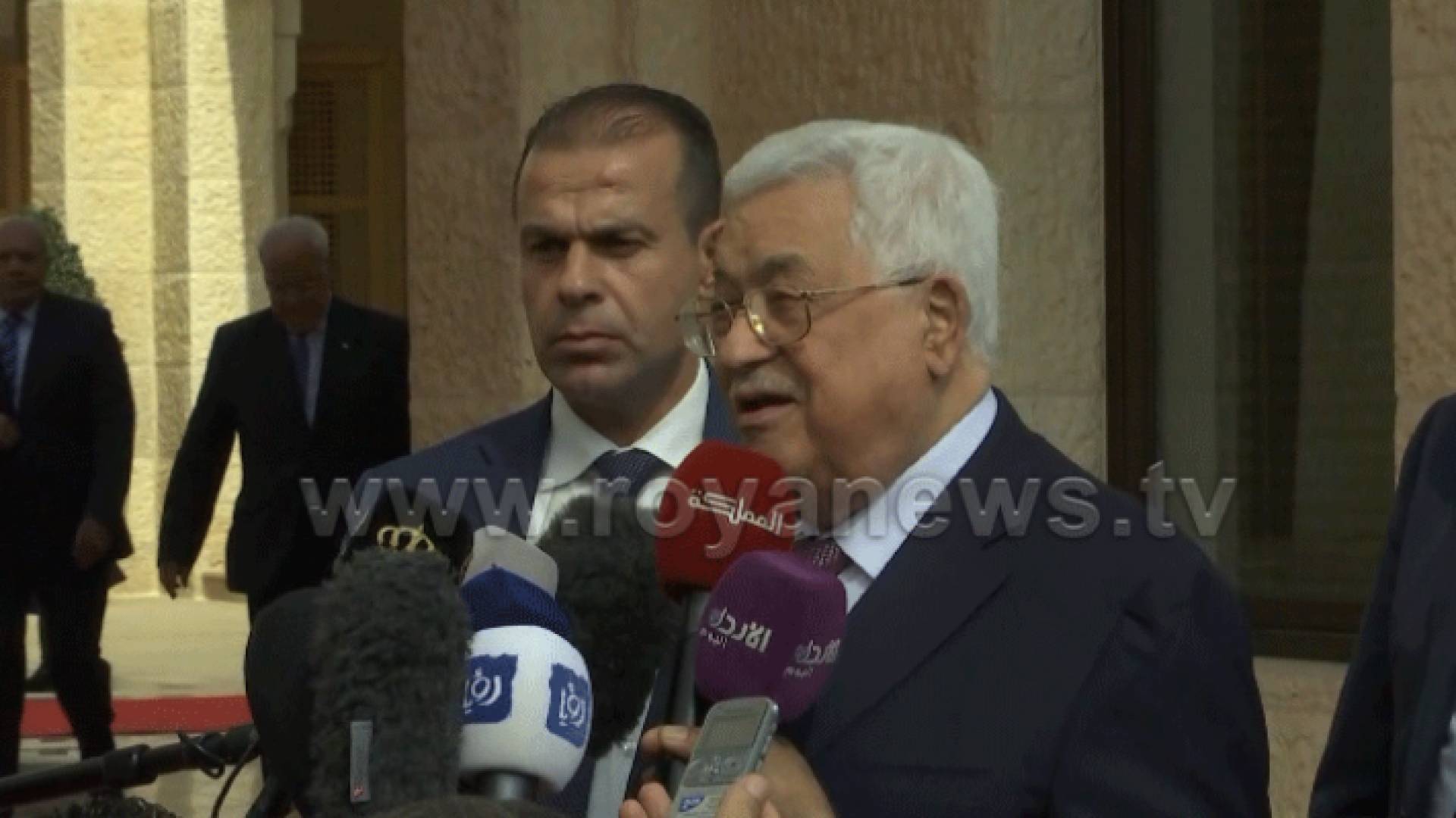 تصريحات الرئيس عباس بعد لقائه الملك في قصر الحسينية