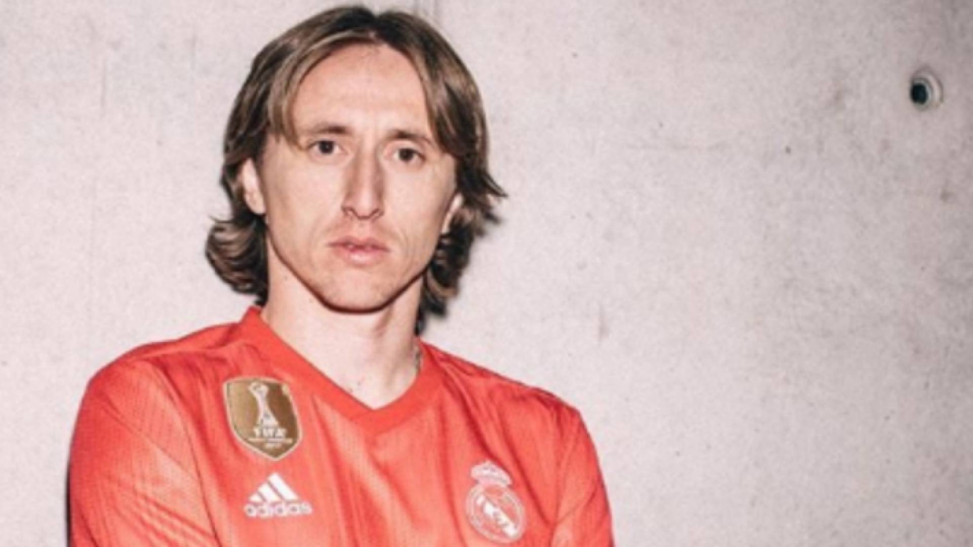 لوكا مودريتش بقميص الريال الجديد