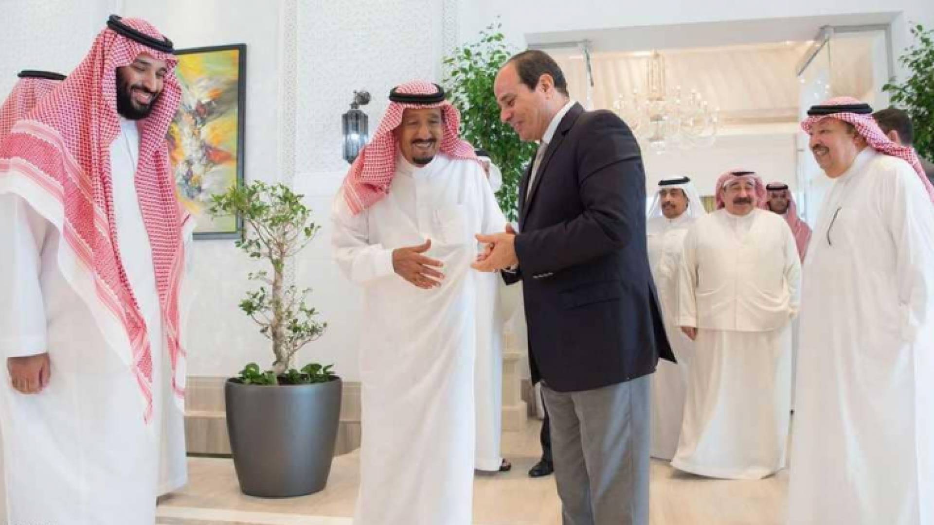 الملك سلمان يستقبل الرئيس المصري