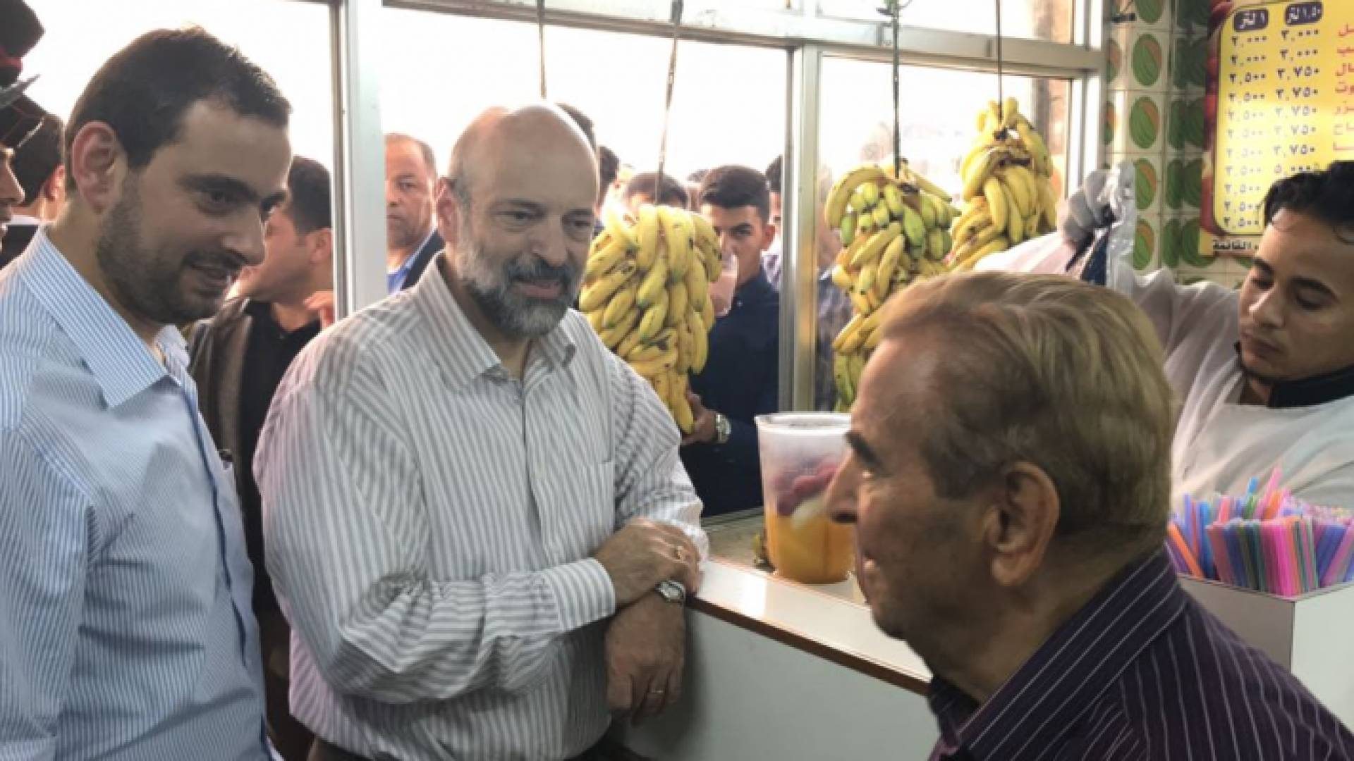 جانب من جولة رئيس الوزراء