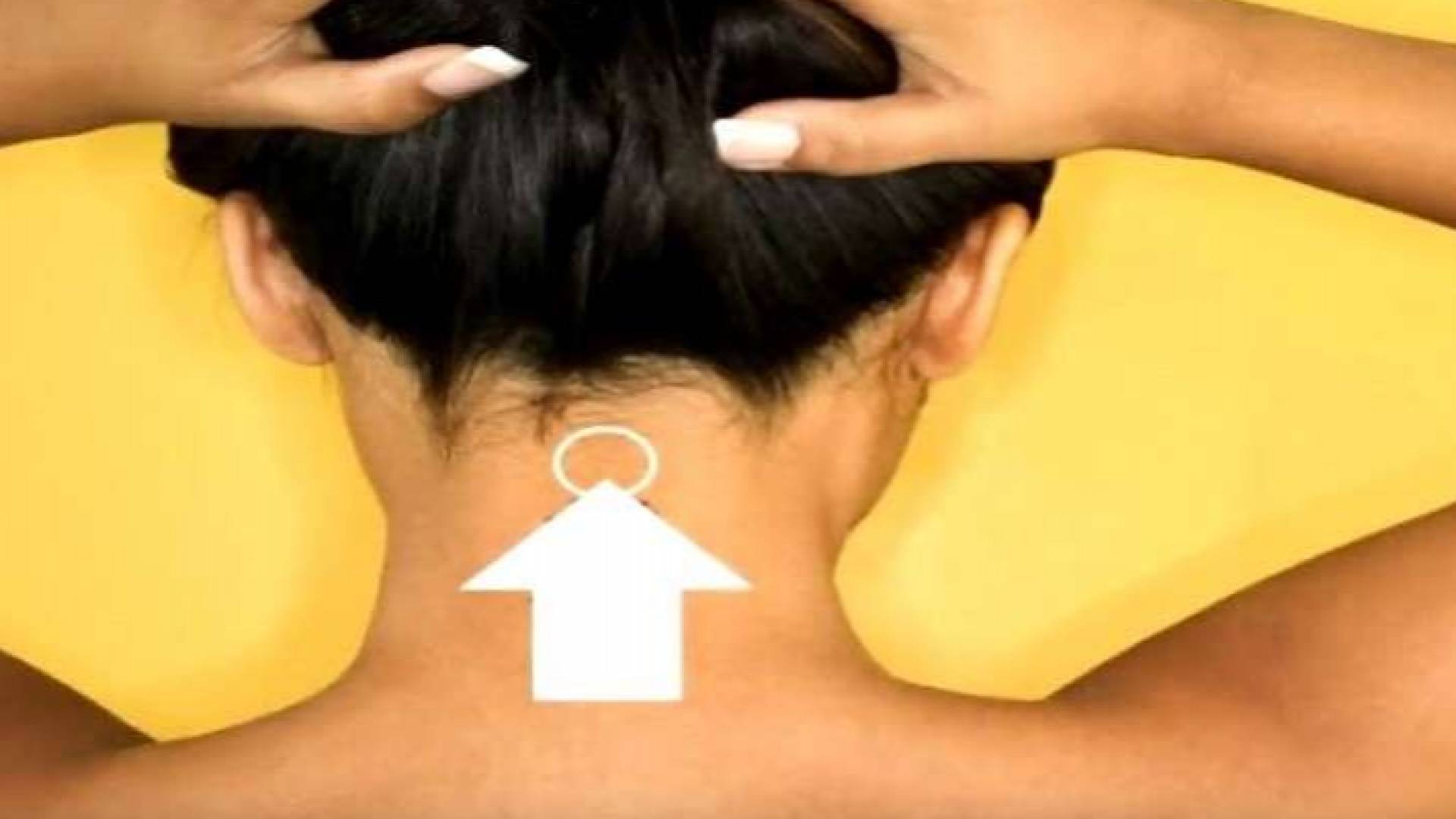 التجويف الذي يجب وضع مكعب الثلج عليه للتغلب على الصداع