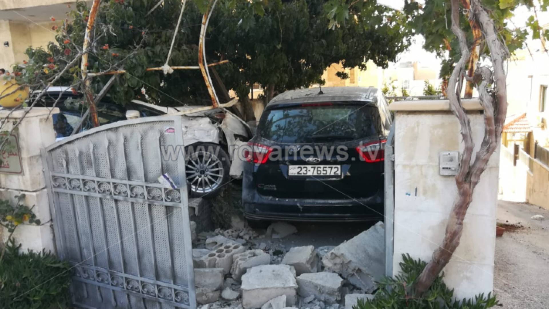 من موقع الحادث