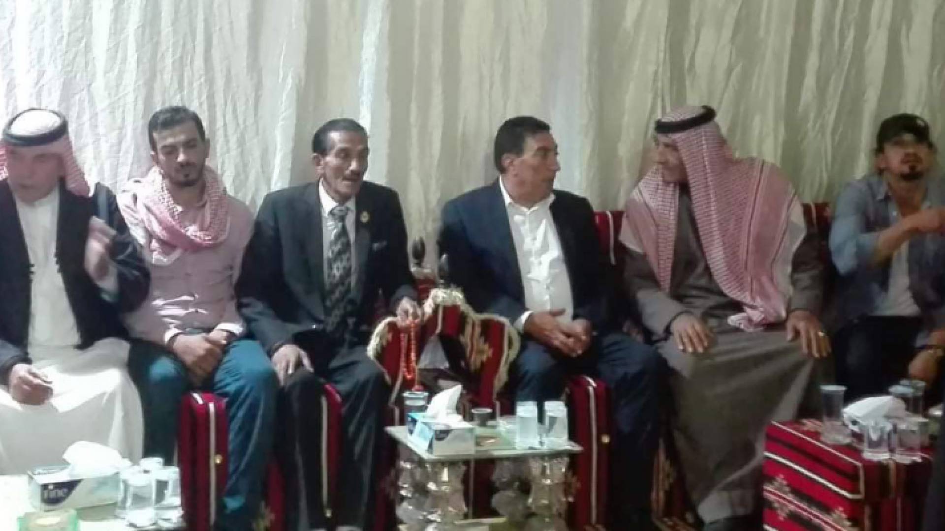 الطراونة يعزي بالشهيد الطيار الخوالدة