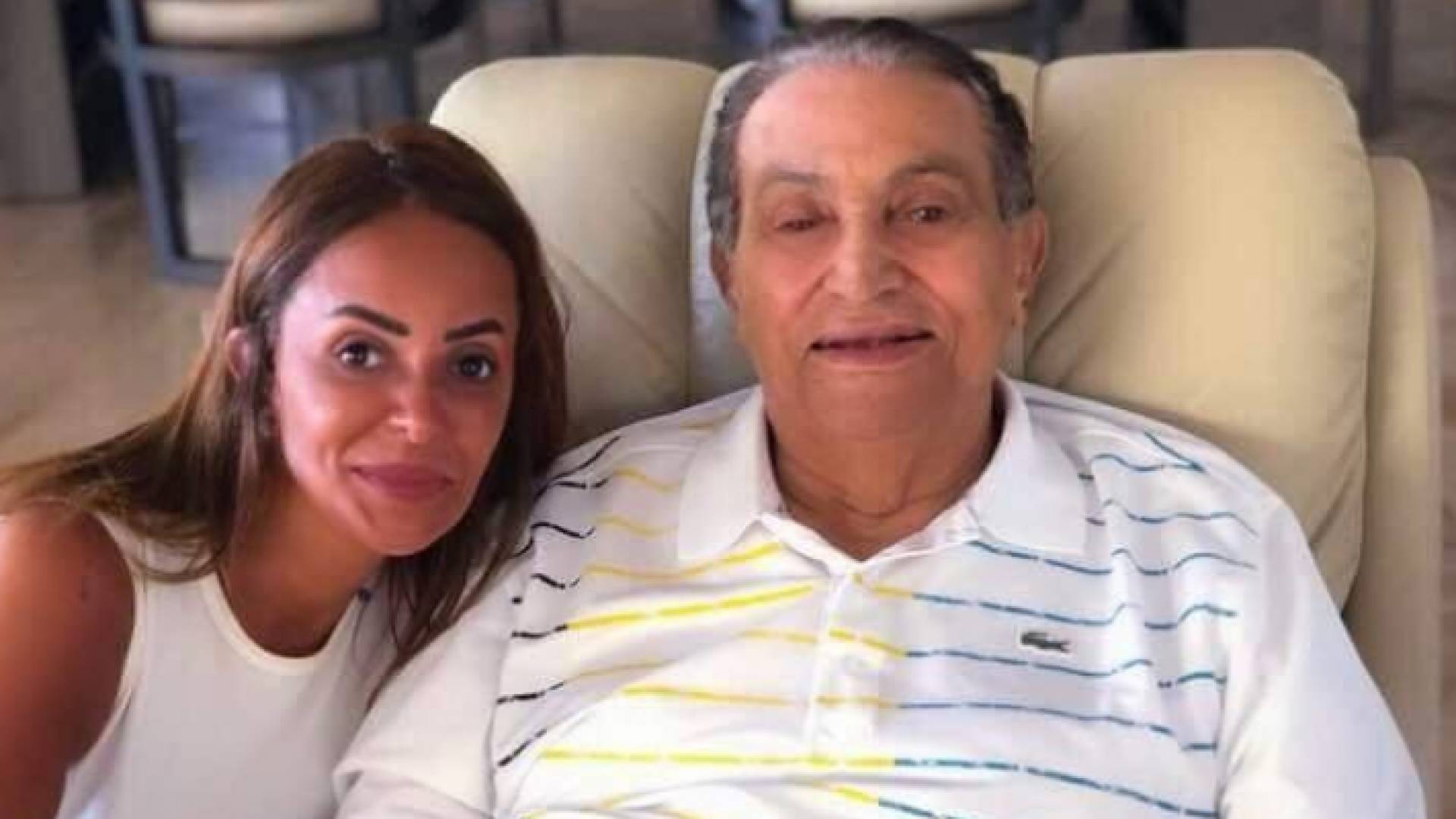 صورة تجمع حسني مبارك وهيلي السعدني