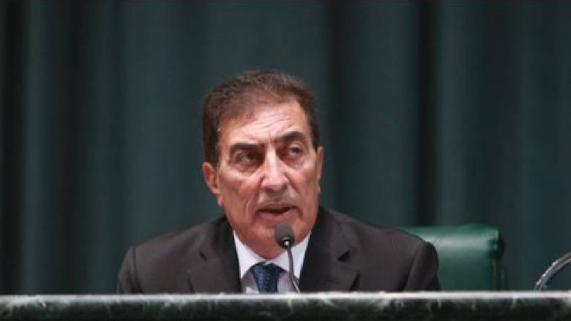 عاطف الطروانة